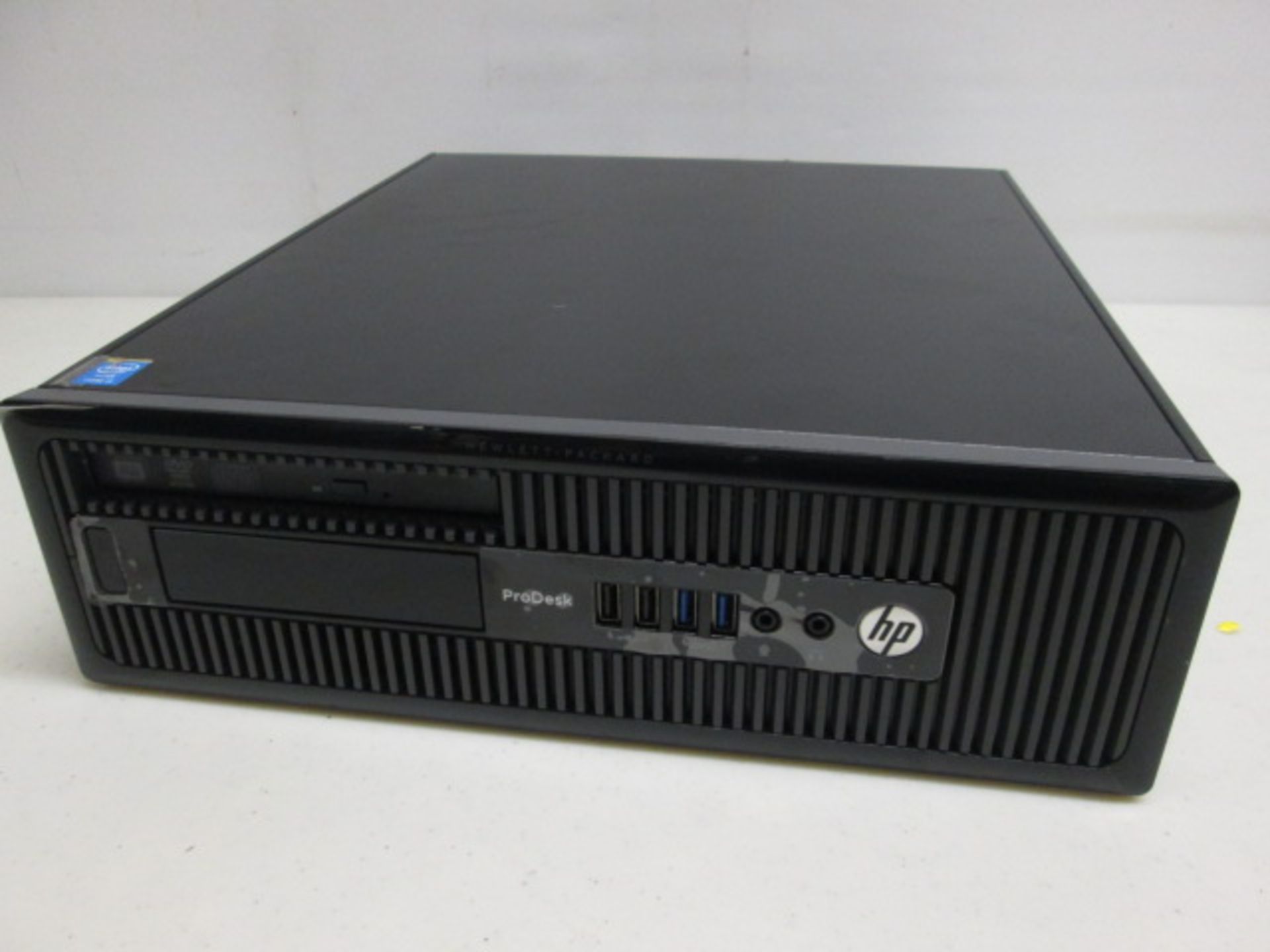 HP Pro Desk 400 G1 SFF. Running Windows 7 Professional, Intel Core i5-4570, CPU@3.2Ghz, 12GB RAM,