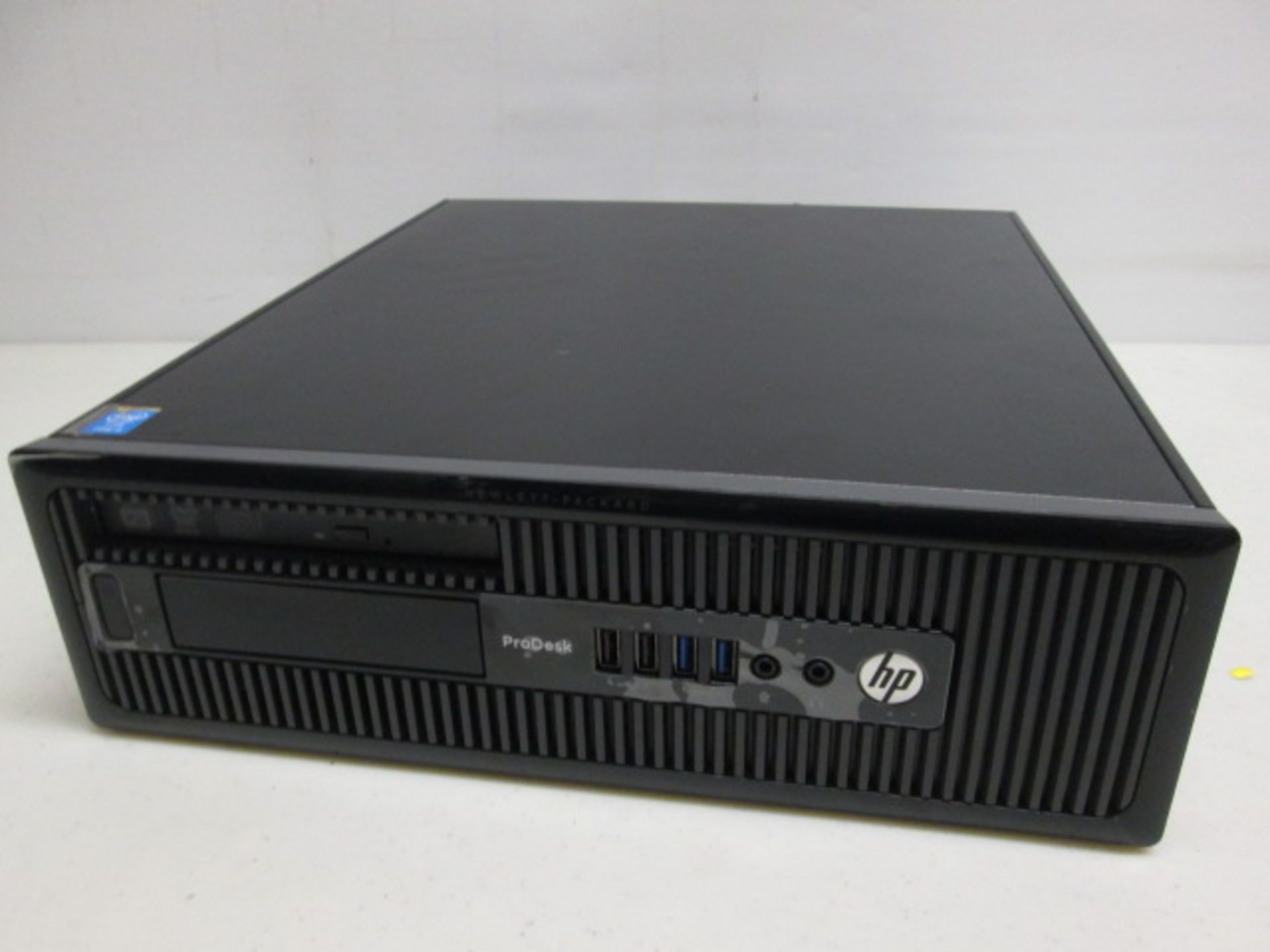 HP Pro Desk 400 G1 SFF. Running Windows 7 Professional, Intel Core i5-4570, CPU@3.2Ghz, 12GB RAM,