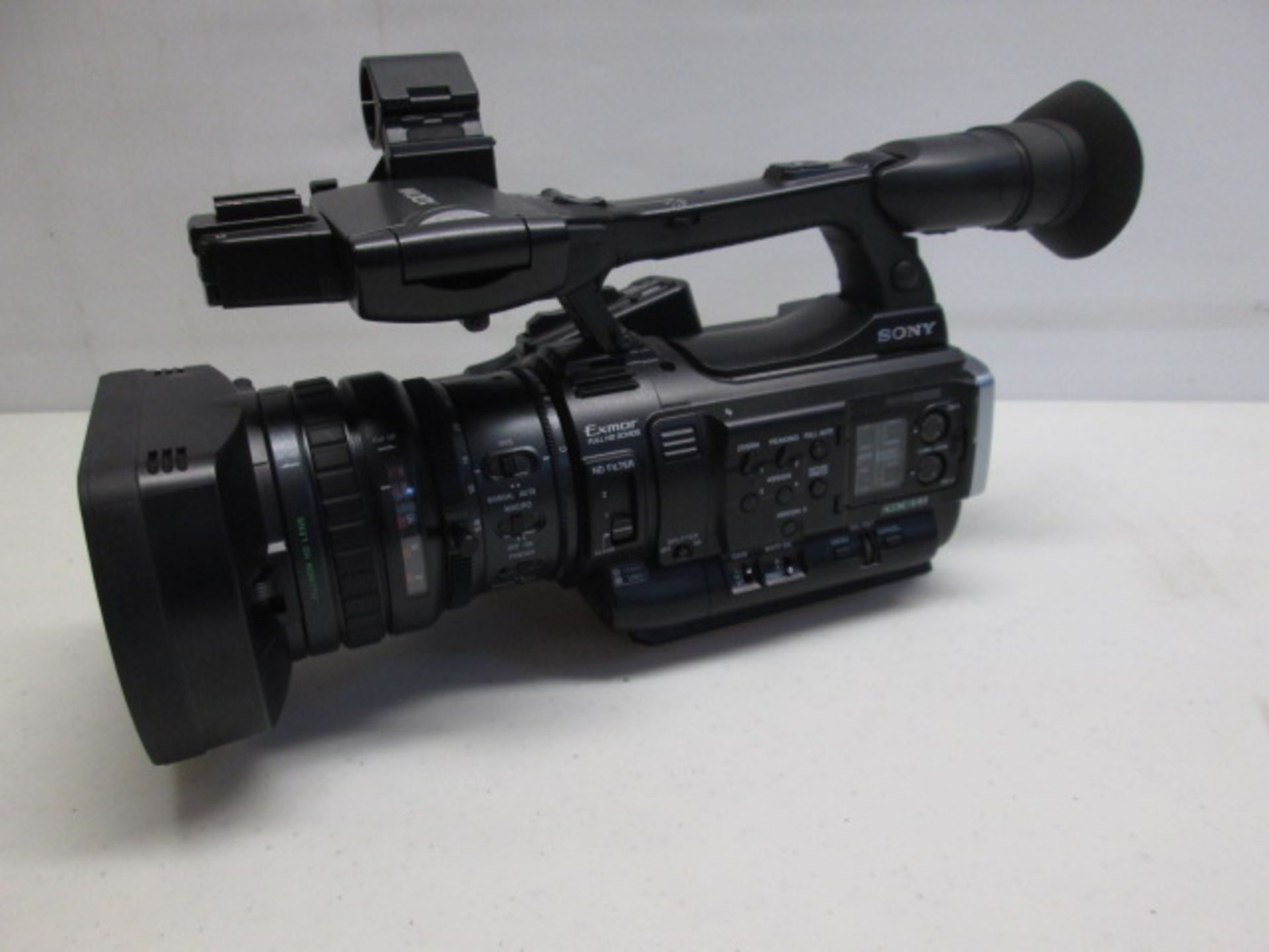 Sony PMW-200 XD Cam, Professional Exmor Full HD Video Camera. Comes with Rode NTG2 Microphone, BPU30 - Image 2 of 8