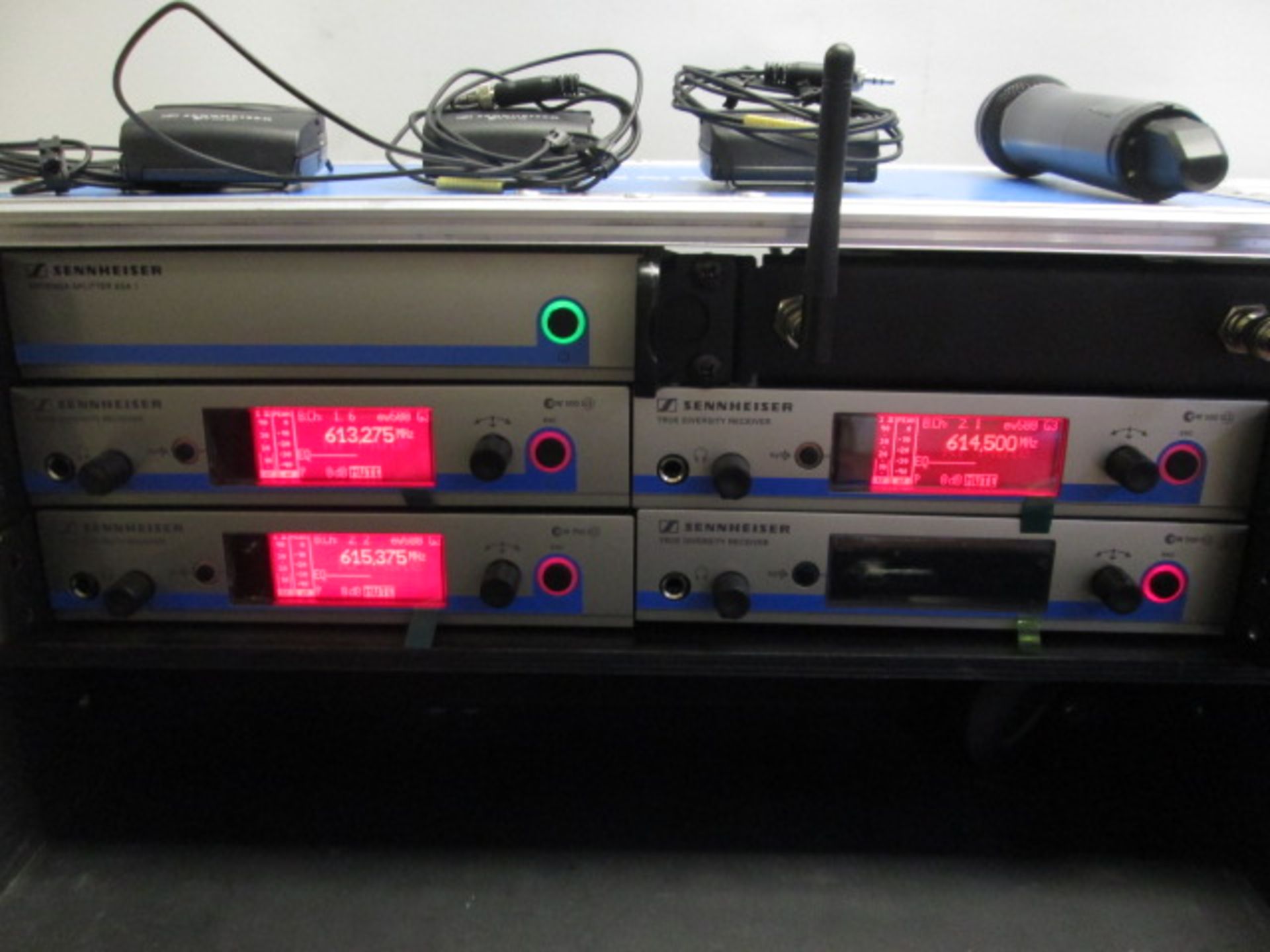 Sennheiser Professional Radio/Microphone System. Model EW G3500 Series, 4 x True Diversity - Image 2 of 5