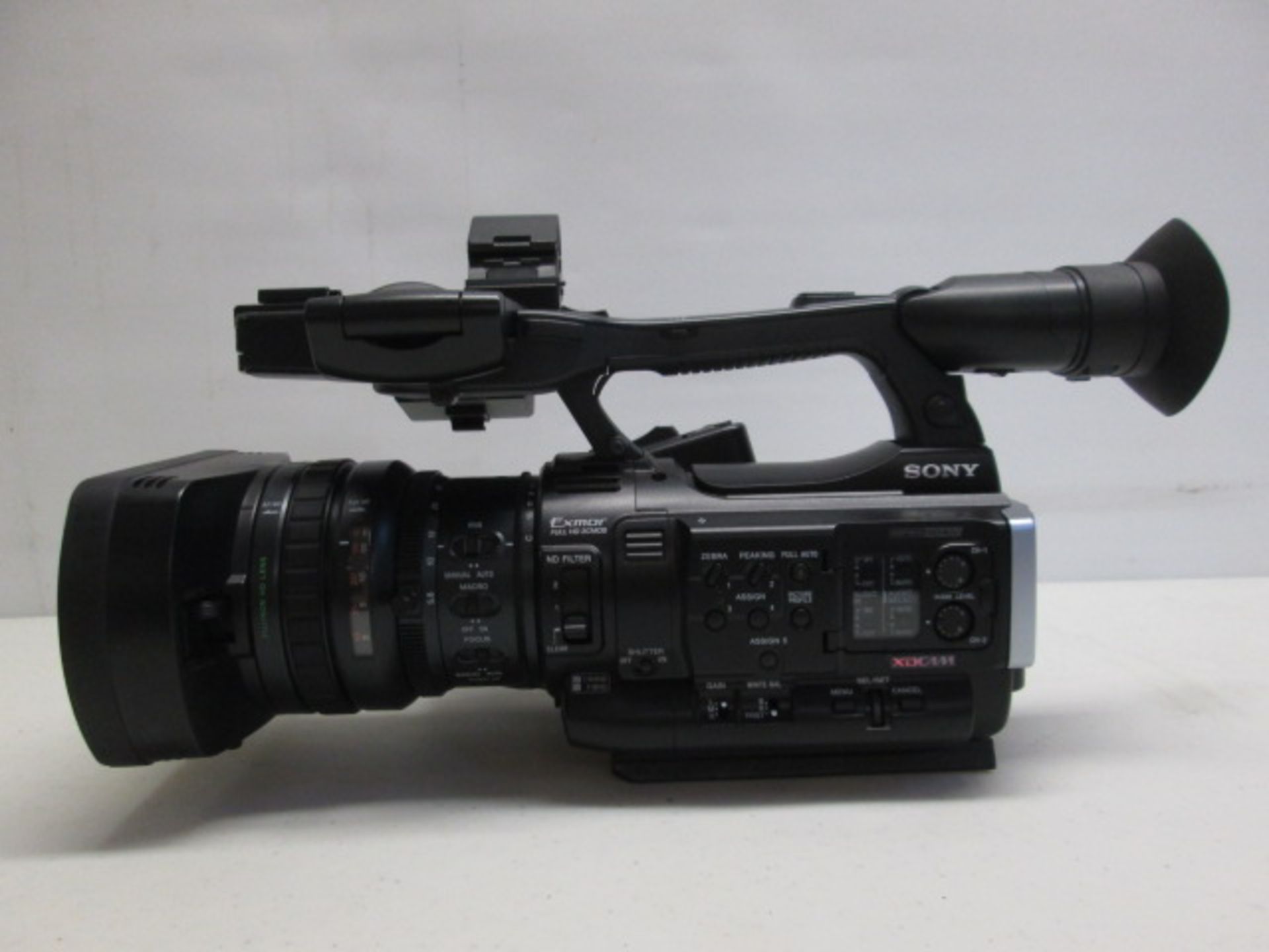 Sony PMW-200 XD Cam, Professional Exmor Full HD Video Camera. Comes with Rode NTG2 Microphone, BPU30