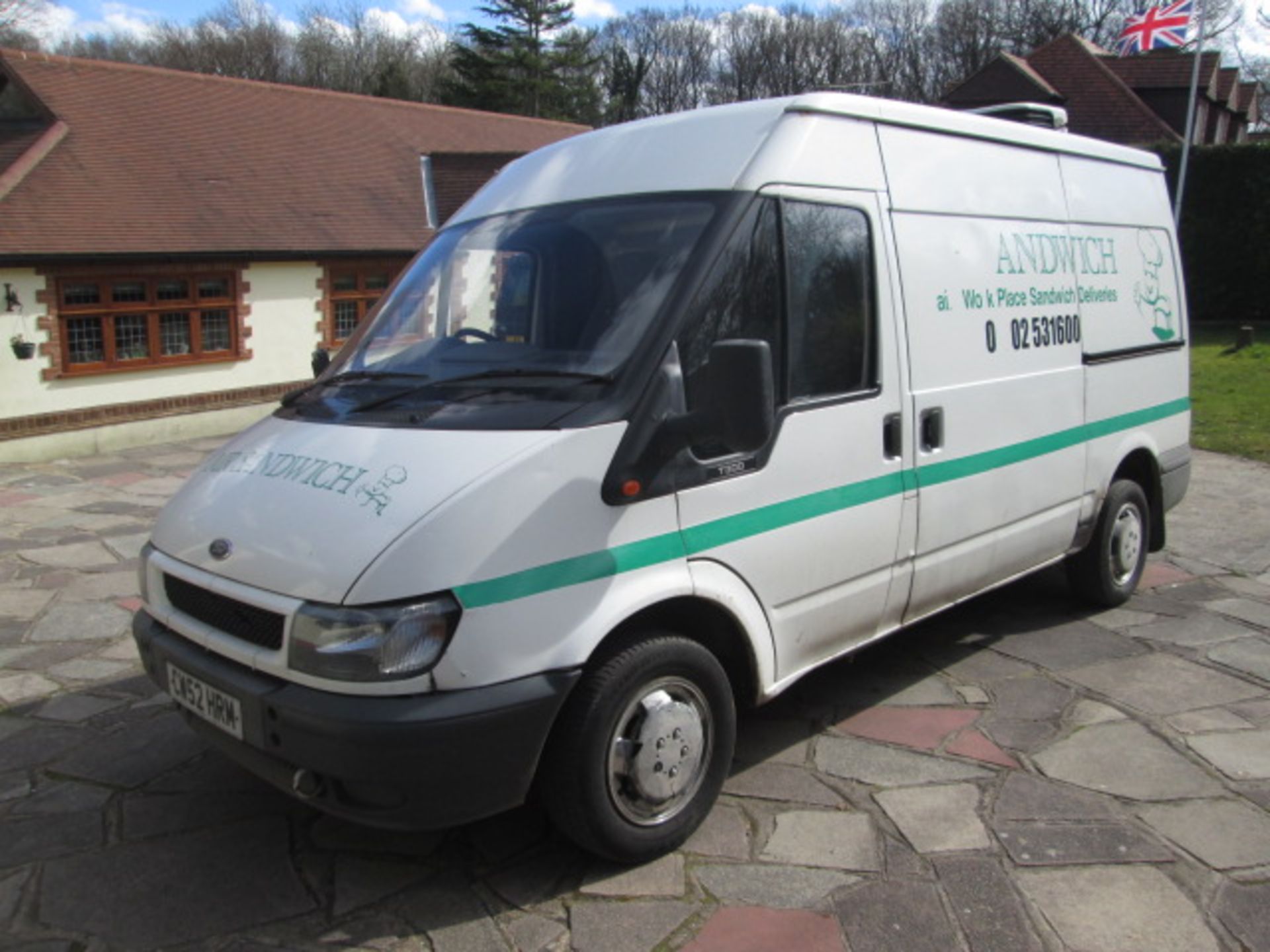 CW52 HRM - Ford Transit 300 MWB TD Panel Van with Xarios 200 Refrigeration Plant Fitted.