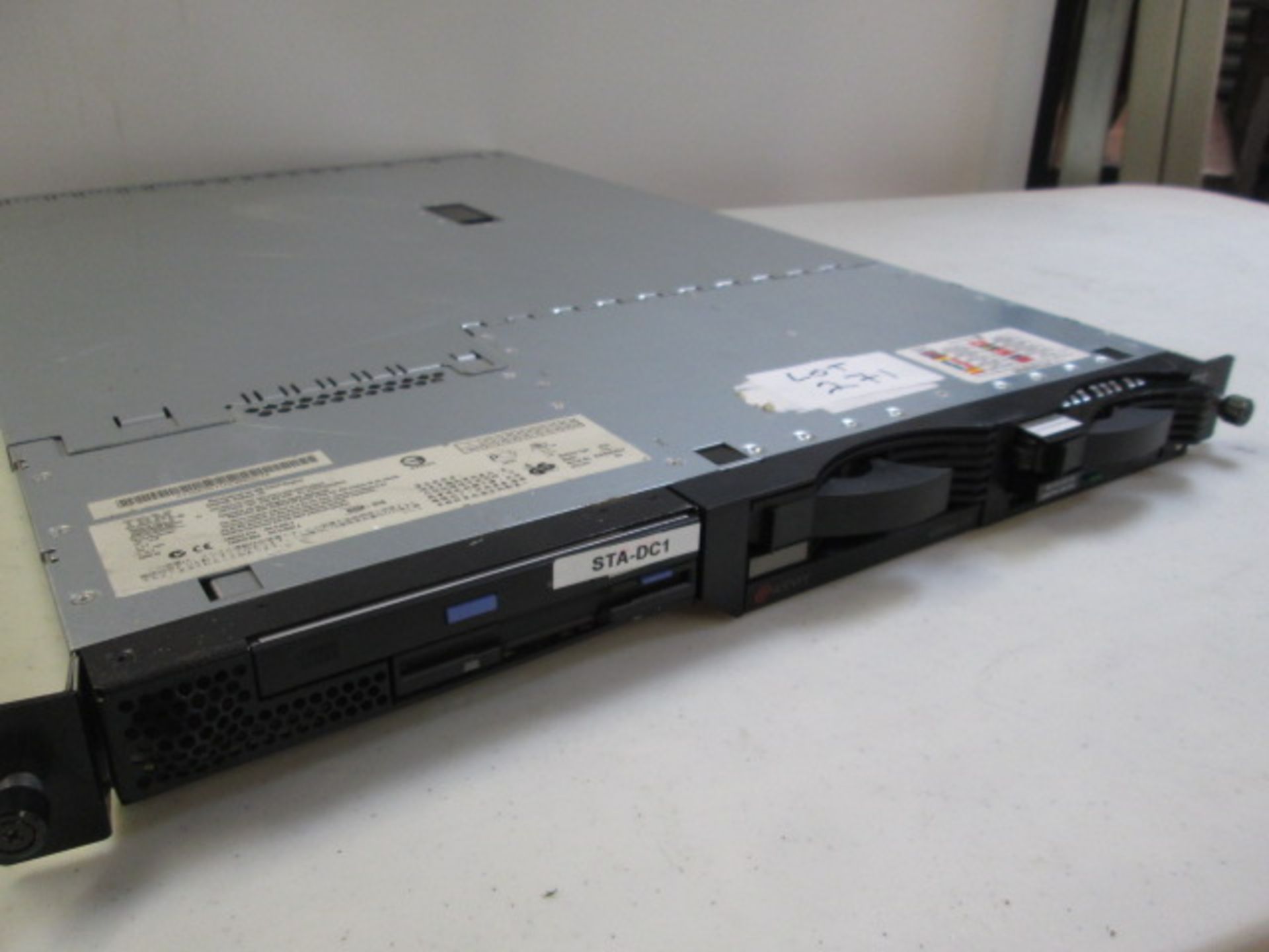 IBM Rack Mount E Server, Type 8676-71G. Intel Xeon Processor. Hard Drives Removed. - Image 3 of 3