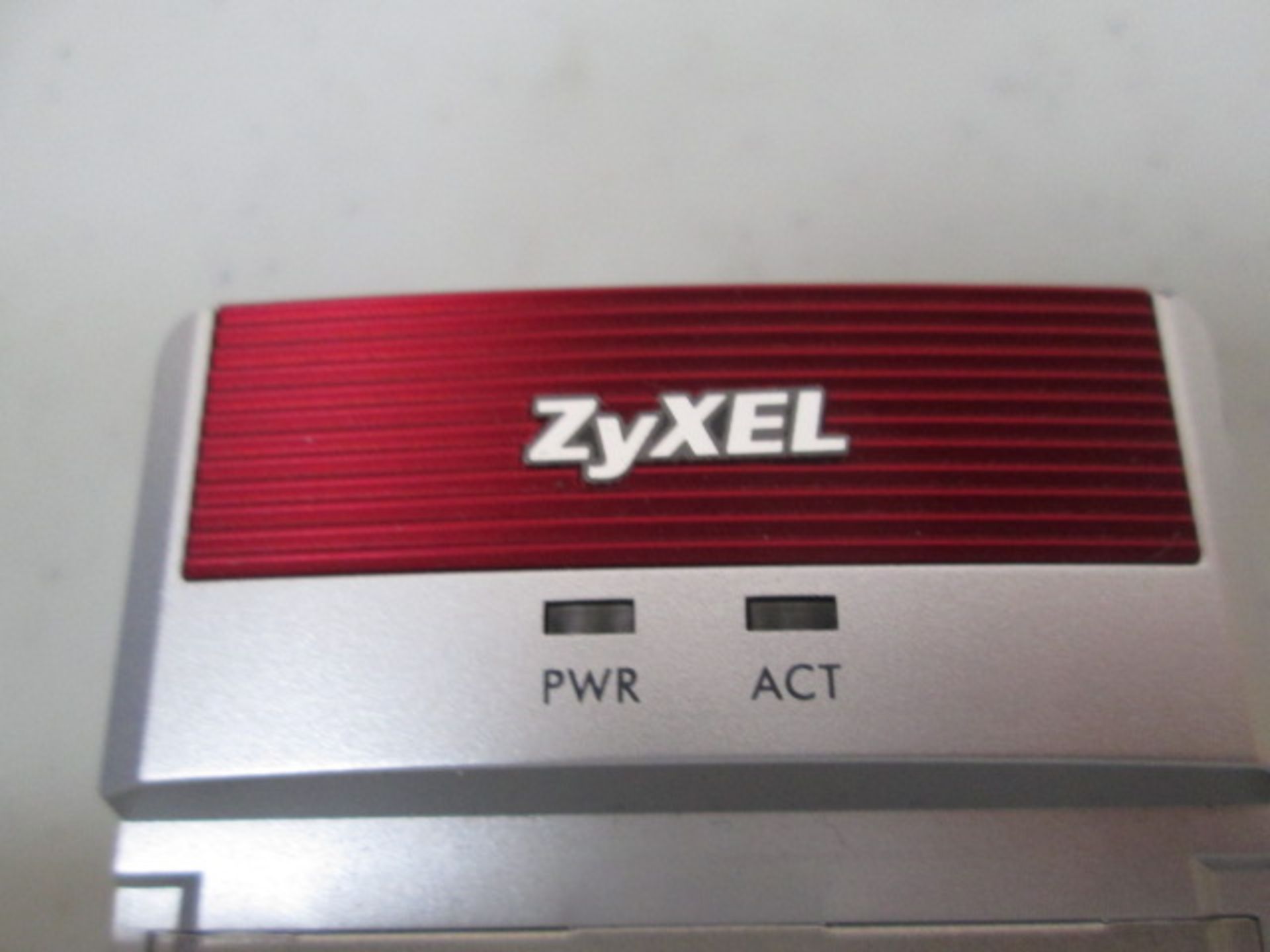 ZyXel Internet Security Appliance, Model Zywall 70. Comes with Zywall Turbo Extension Card - Image 3 of 3