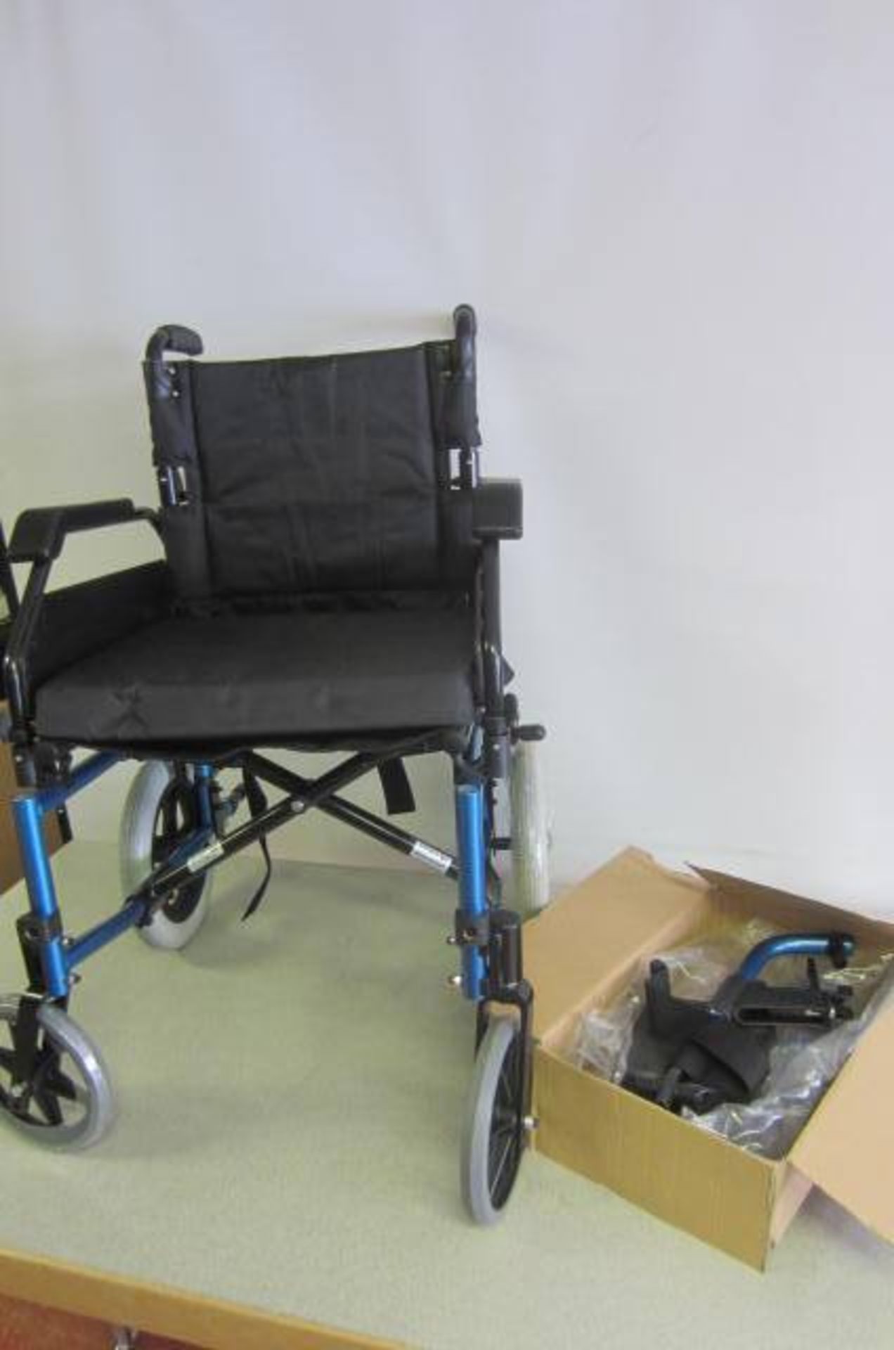 Roma Medical Lightweight Car Transit Wheel Chair, Model 1530BL. In Box As New. RRP £255.00