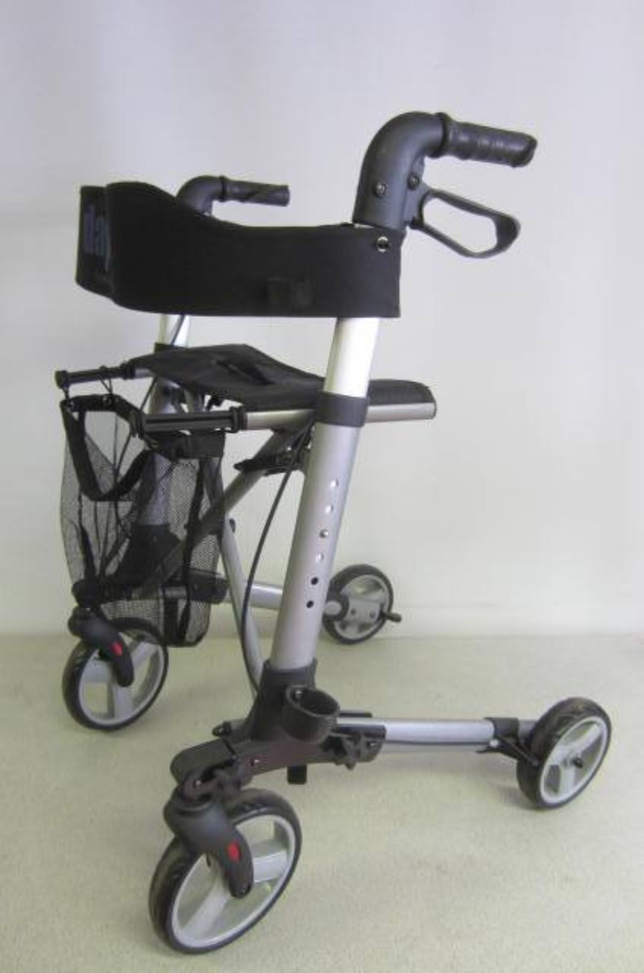 Days Patterson Medical Deluxe Rollator, Lightweight Folding 4 Wheel Rollator Walker with Seat &