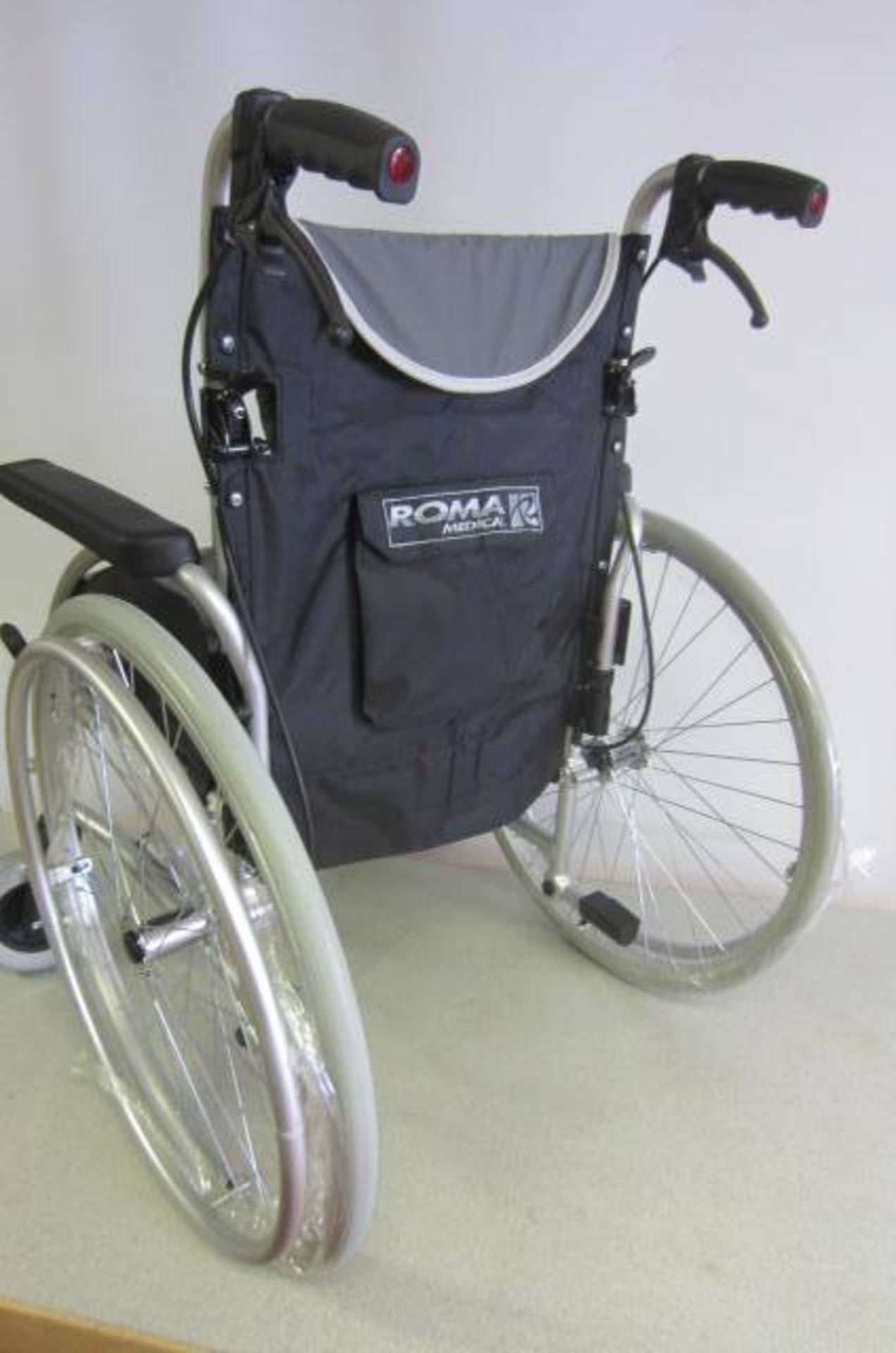 Roma Medical Orbit Light Weight Wheel Chair, Model 1300. In Box As New. RRP £279.00 - Image 3 of 3