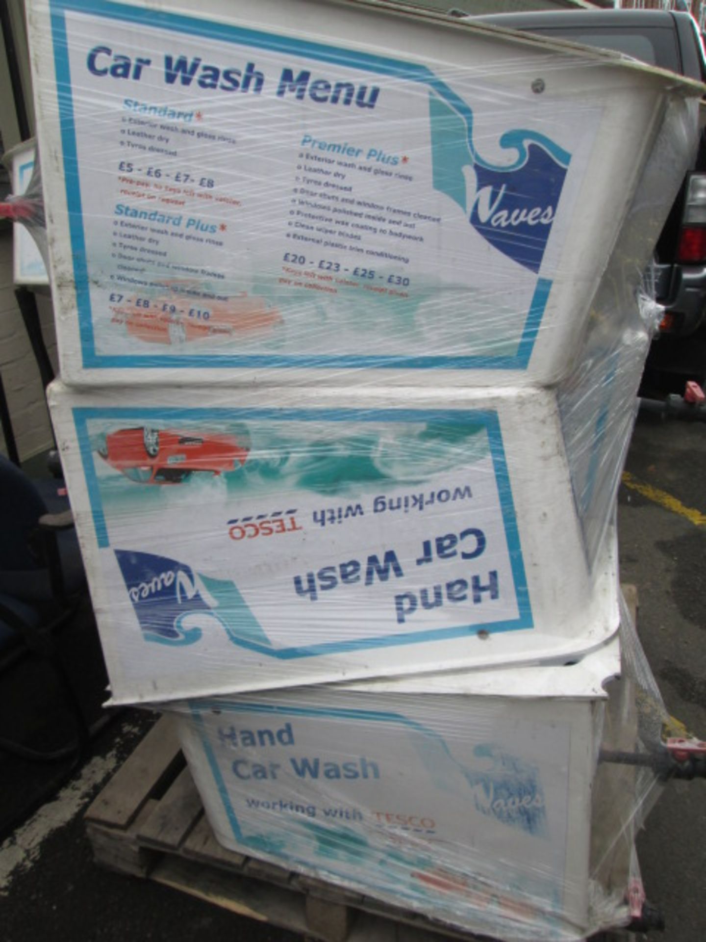 8 x Airport Style Baggage Trolleys with Custom Fitted Hand Car Wash Fibreglass Tanks. - Image 5 of 6