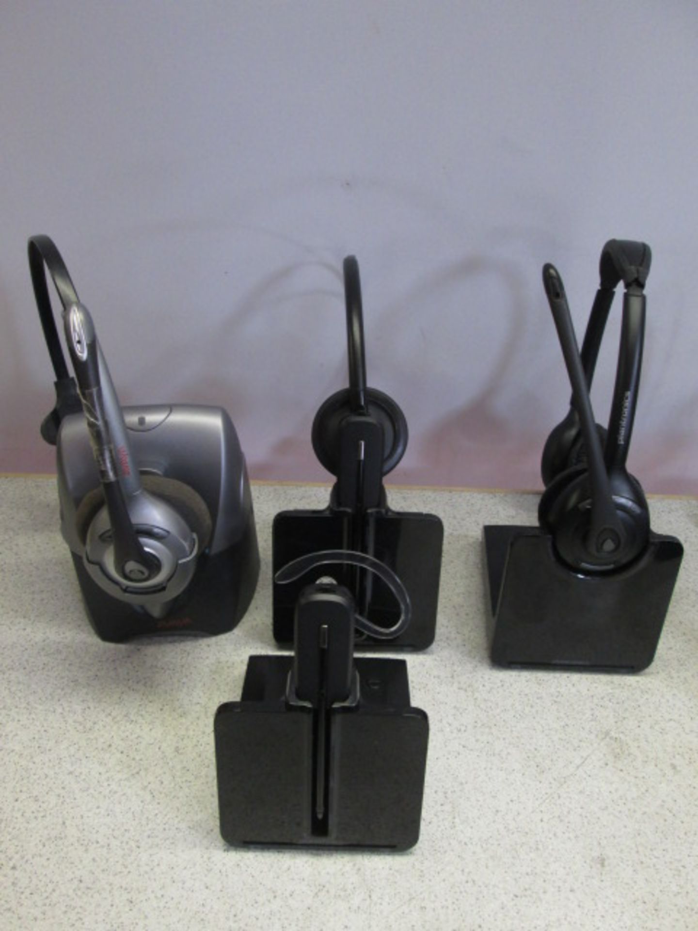 Lot to Include a Quantity of IP Phones and Wireless Headsets: 11 x Cisco IP 303 Hand Sets (Missing 5 - Image 6 of 10