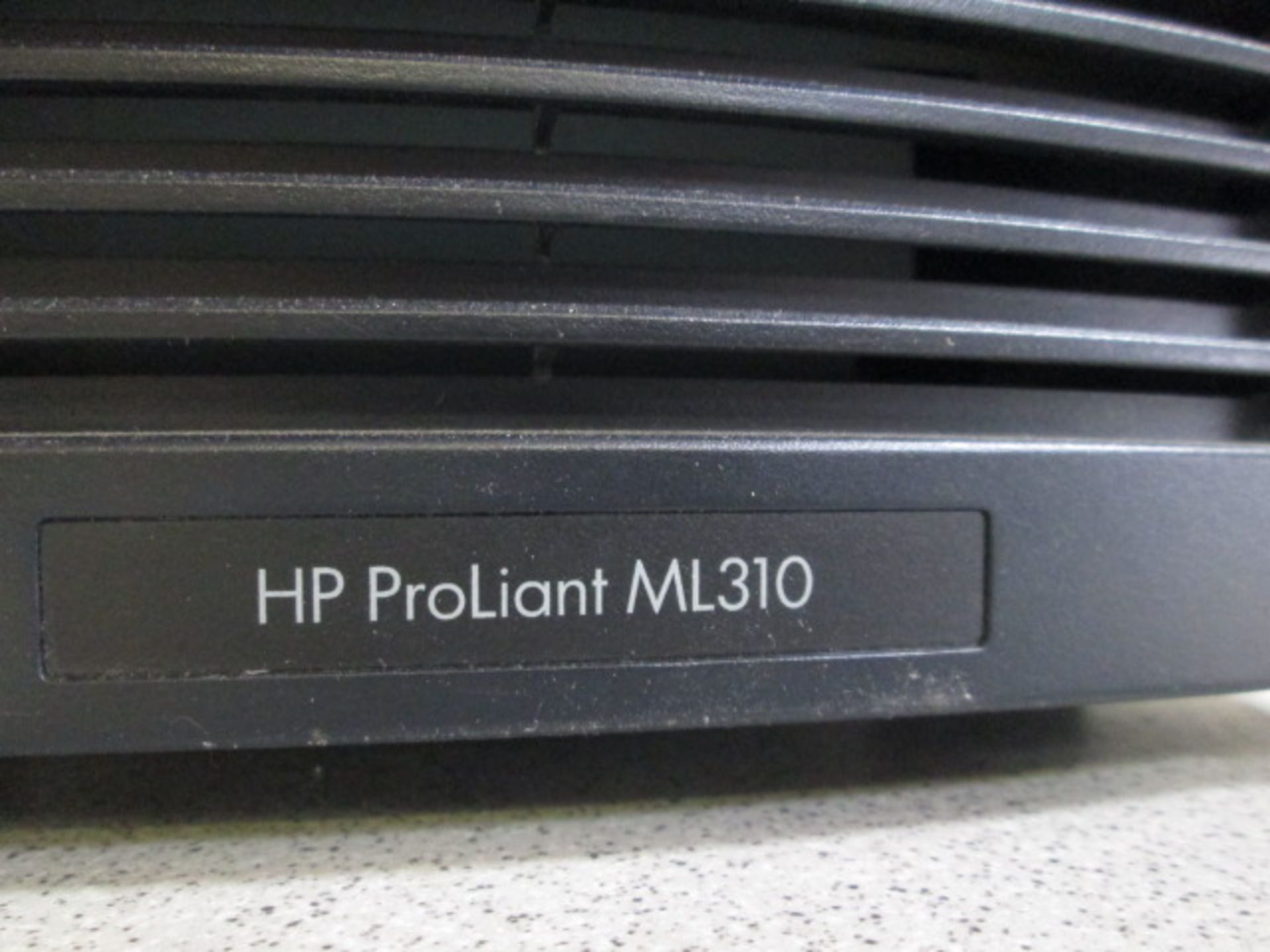 HP Proliant ML310 G4 Tower Server. 2 x Intel Xeon 3050 CPU @ 2.13GHz, 2GB RAM. - Image 3 of 6