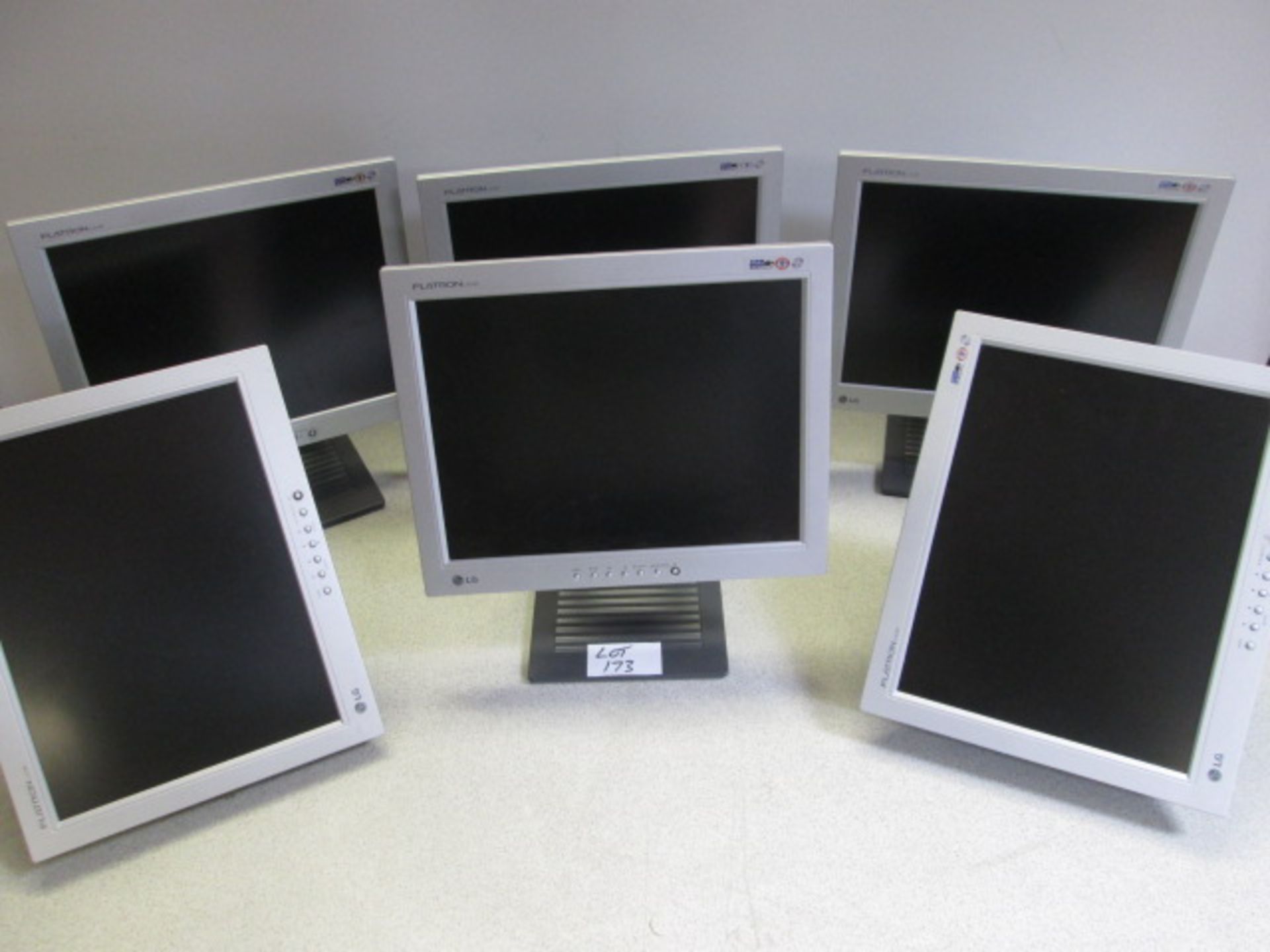 6 x LG Flatron 15" TFT Flatscreen Multi Adjustable Monitors, Model L1510P. Come with Power Supplies