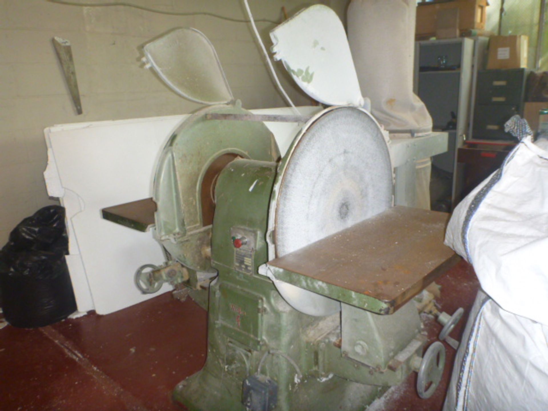 Wadkin Bursgreen 30" Dia, Double Disc Sander. Serial No JV-780, Machine Test Number 80880.