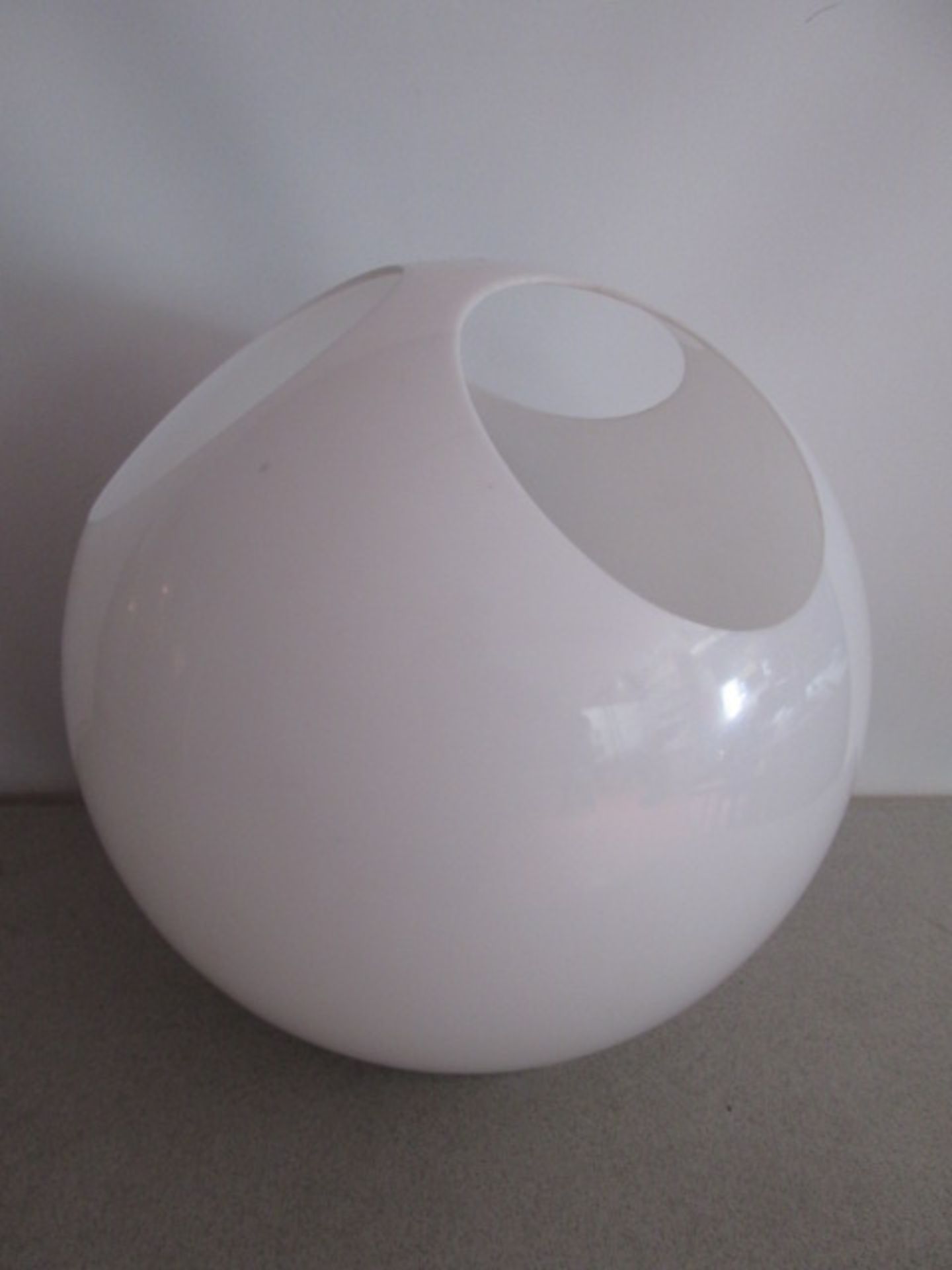 Kundalini Noglobe 50, Made in Italy, Opaque Perspex Table/Floor Lamp on Chrome Base (50cm Dia Globe) - Image 5 of 8