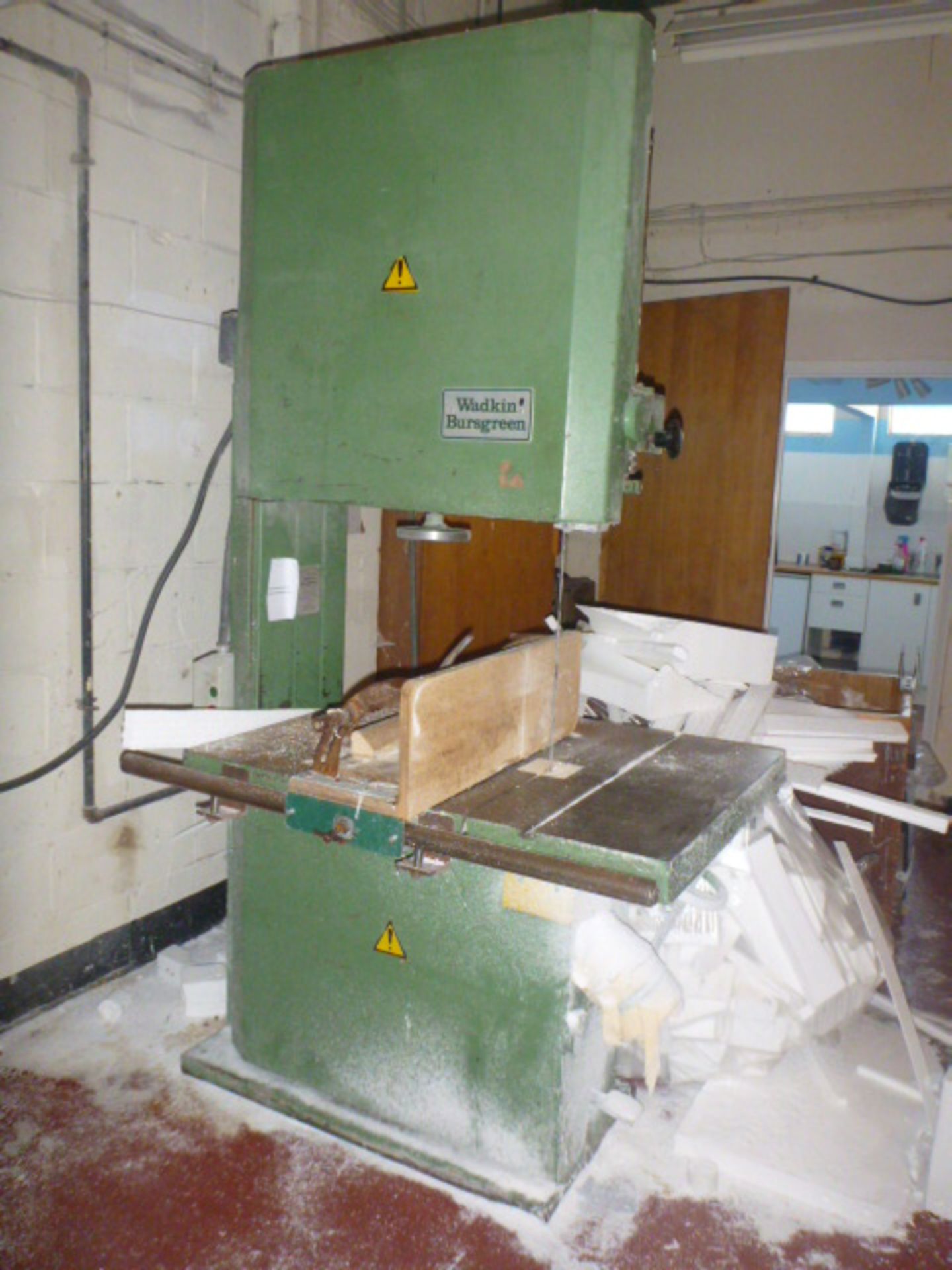 Wadkin Bursgreen Band Saw, Approx 24" (600mm) Throat Depth. Serial No C7- 80237. - Image 2 of 6