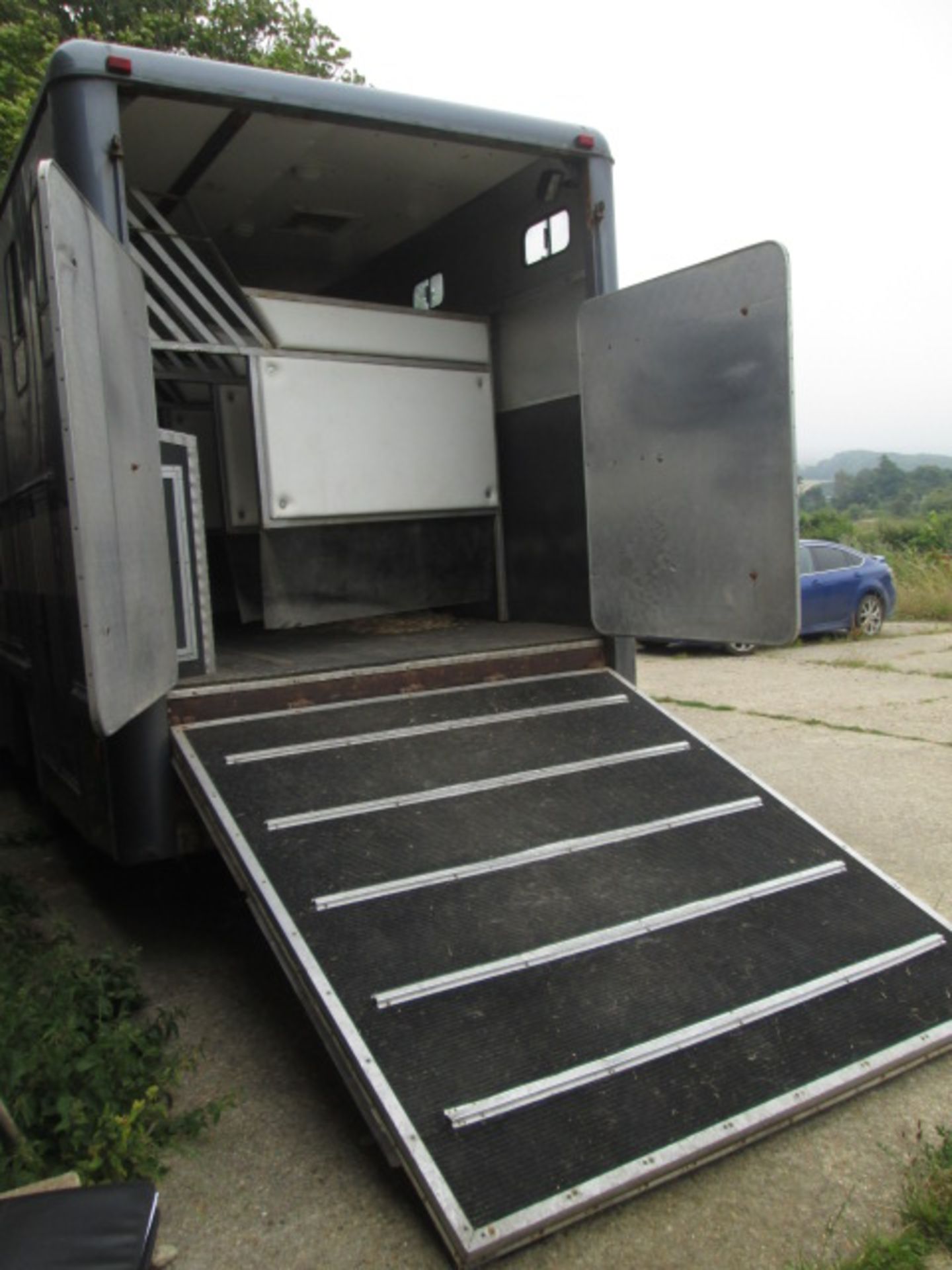 T494KAU - Volvo FL614 4x2 Platform S, 2 Axle Rigid Body 4 Stall Horse Box - Image 34 of 39