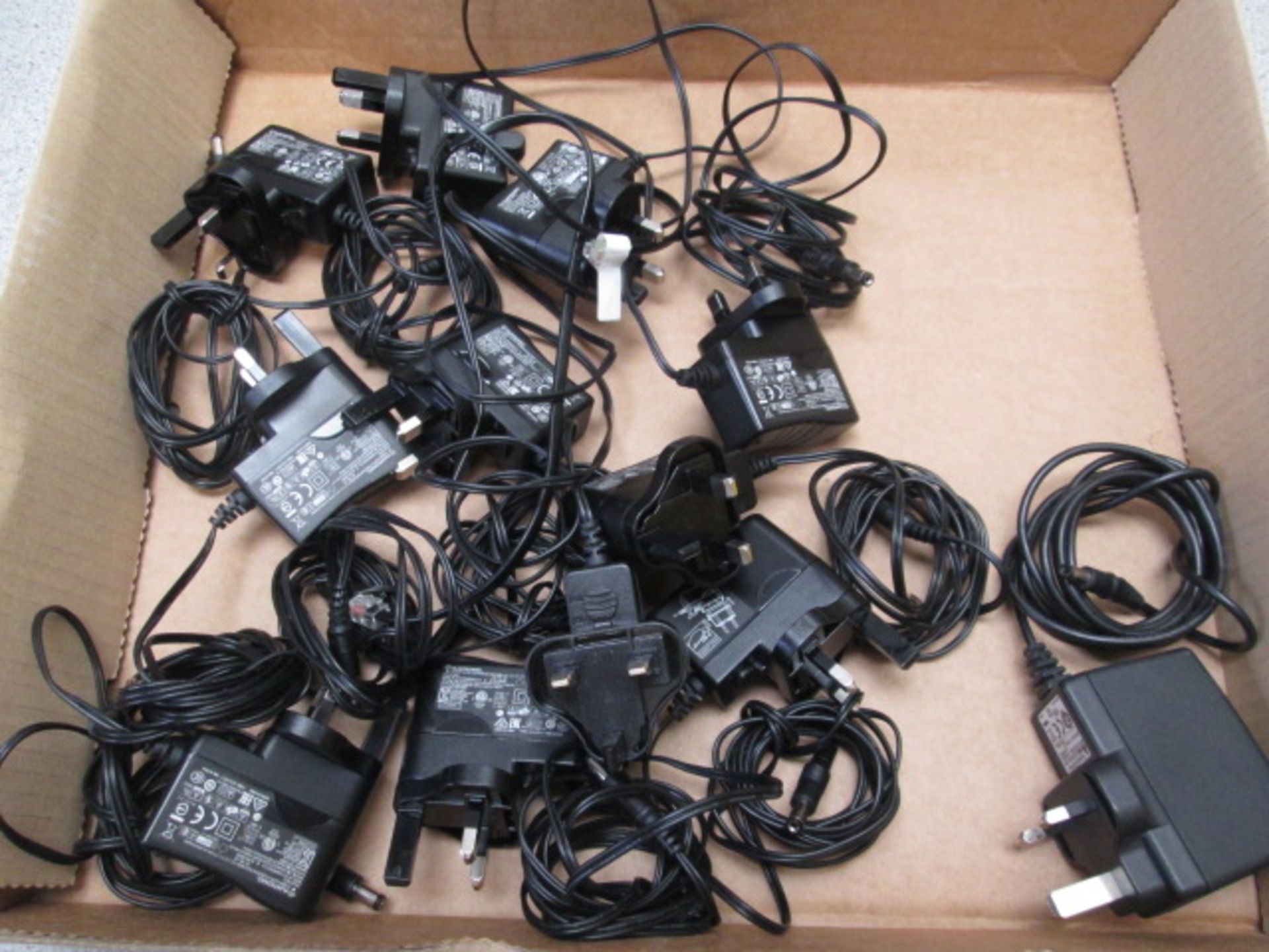 Lot to Include a Quantity of IP Phones and Wireless Headsets: 11 x Cisco IP 303 Hand Sets (Missing 5 - Image 9 of 10