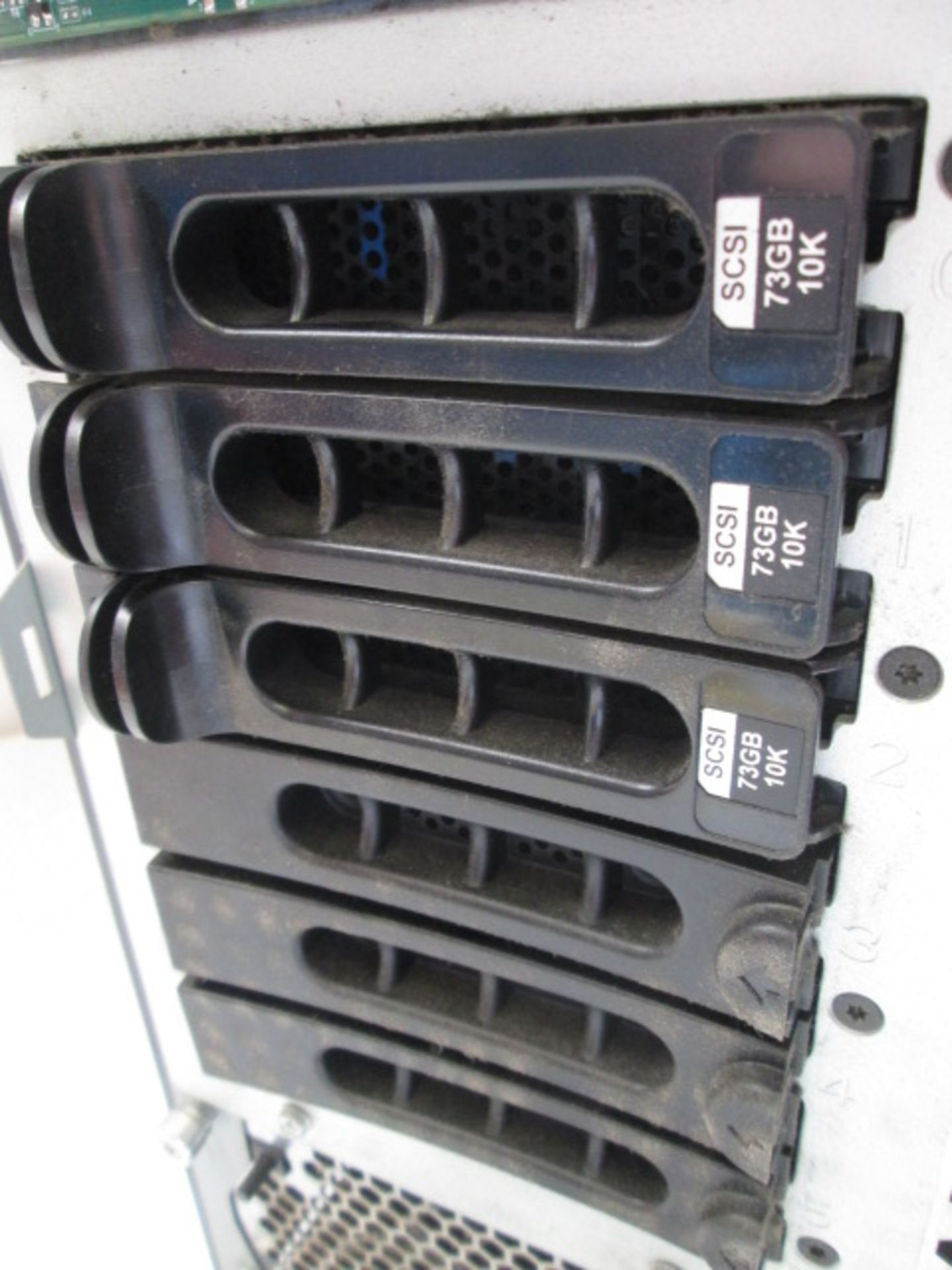 Dell PowerEdge 1800 Server, Intel Xeon CPU @ 3GHz, 2GB RAM, No HDD, 6 SCSI HDD bays, CD ROM drive, - Image 5 of 5