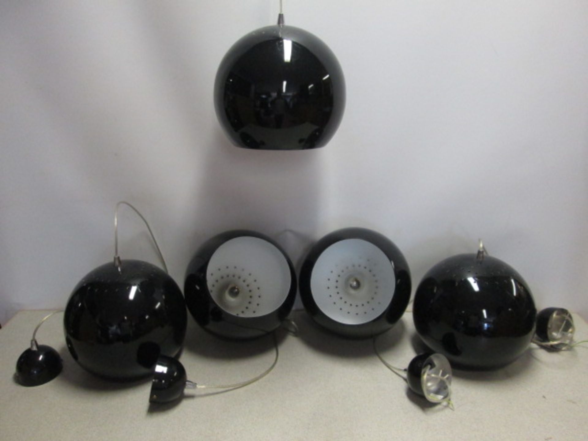 15 x Leitmotive Pendant Lamp Ceiling Lights, Aluminium, Black. Size Diameter 25cm