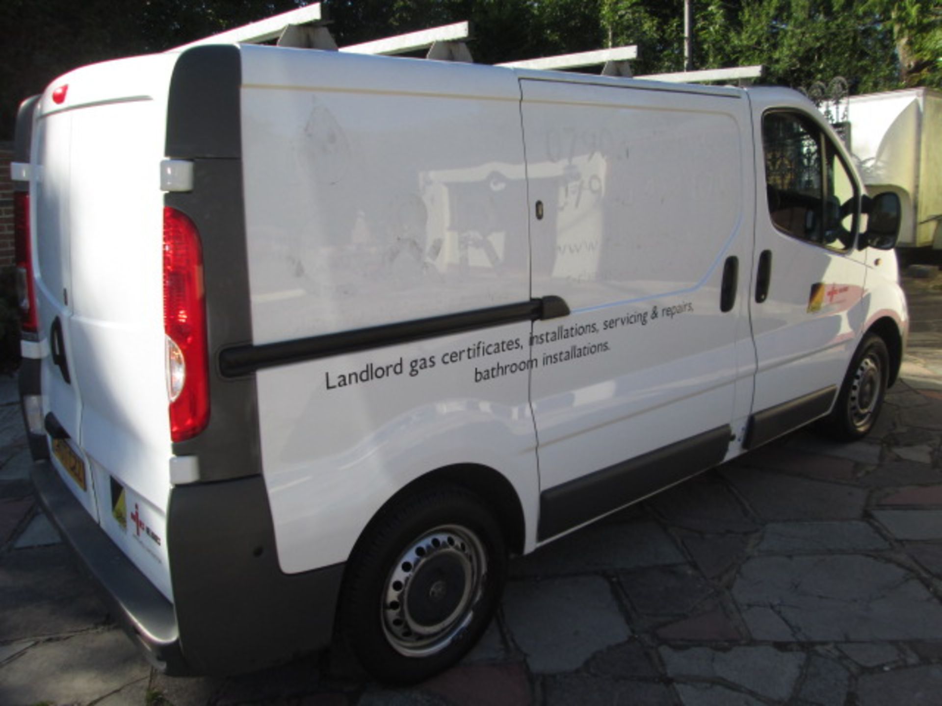 LM07 CZZ - Vauxhall Vivaro 2700 CDTI SWB Panel Van. Year 2007, Diesel, 1995cc, Mileage 138068, MOT' - Image 4 of 24