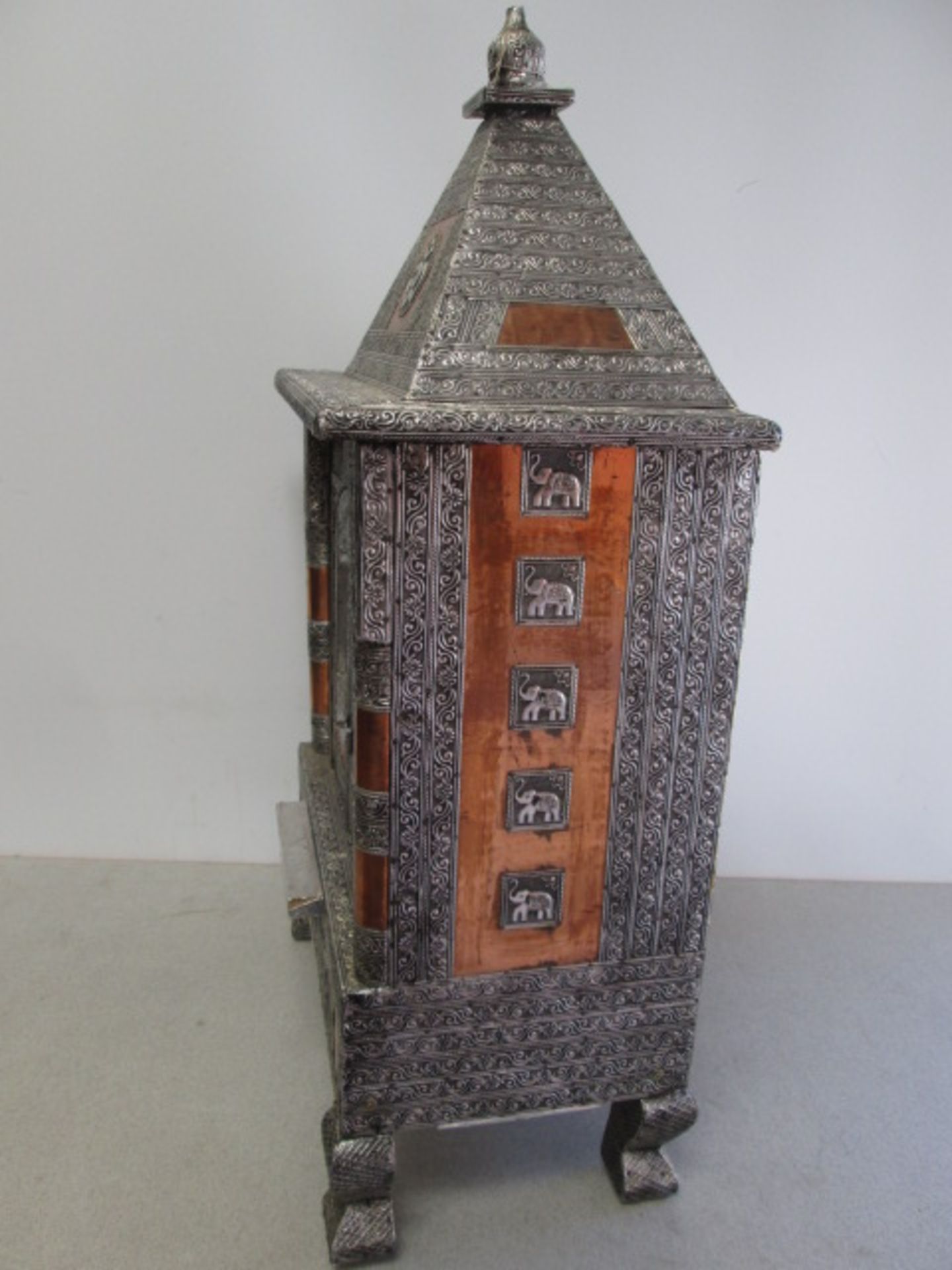 Hindu Daily Prayer Table Temple in Oxidised Copper with 56 Packs of Incense. Size 40" H x 22"W x - Image 6 of 9