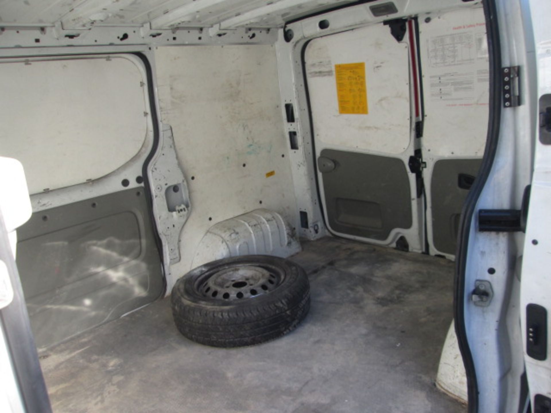 LM07 CZZ - Vauxhall Vivaro 2700 CDTI SWB Panel Van. Year 2007, Diesel, 1995cc, Mileage 138068, MOT' - Image 7 of 24