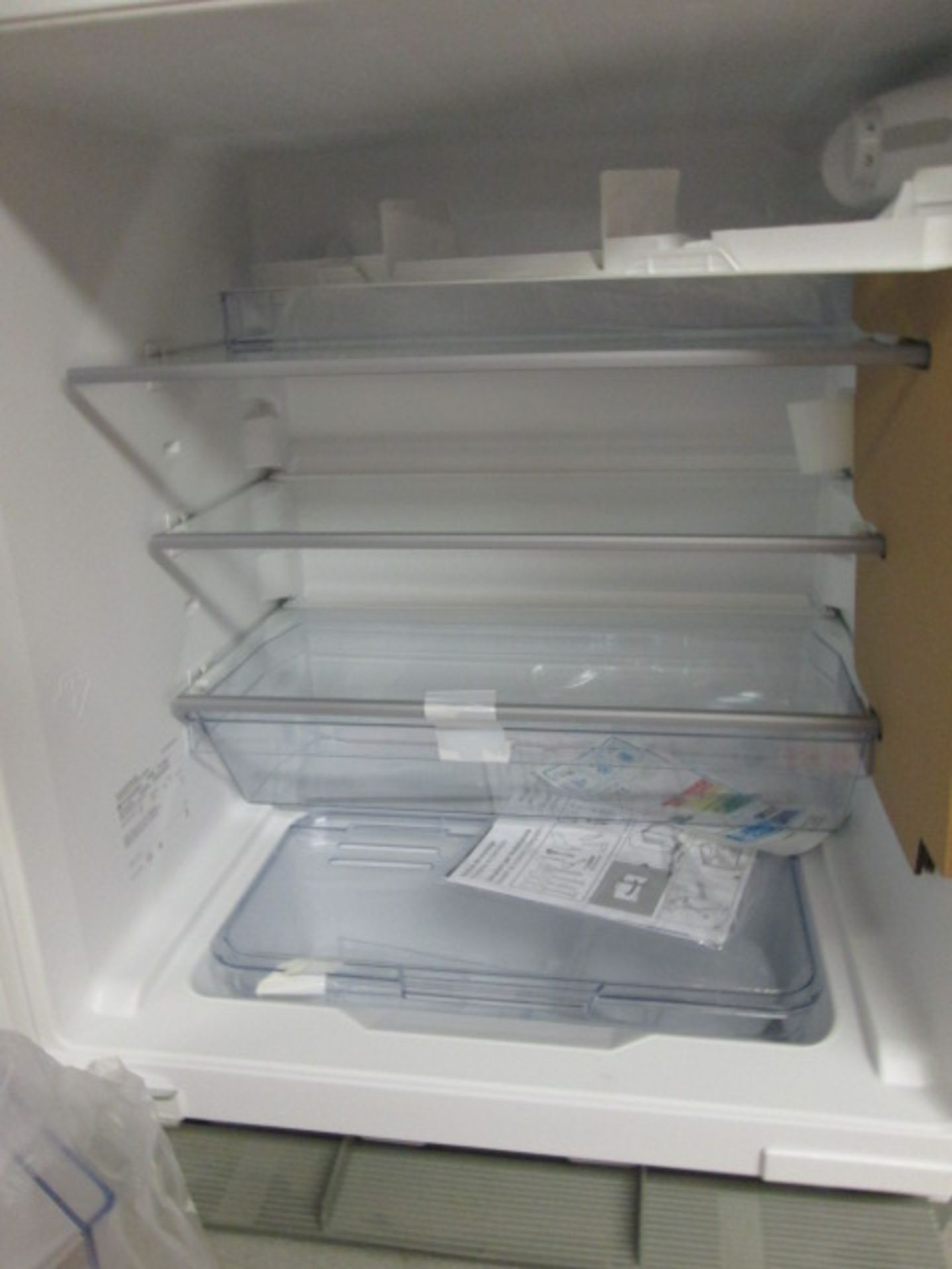 Neff K4316X7 Built Under Larder Fridge. (As New/Ex Display) 800 x 600mm - Image 3 of 4