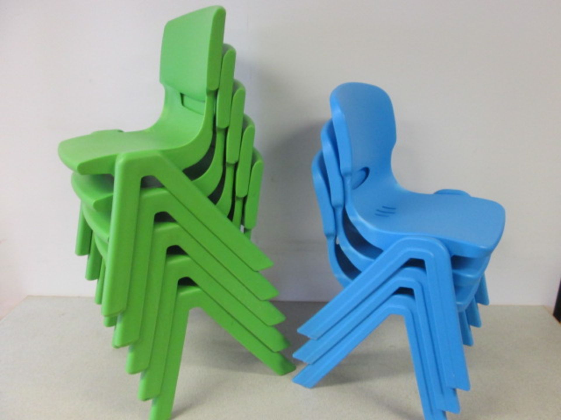 14 x Plastic Children's Classroom Stacking Chairs, 9 x Green/3 x Blue/2 x Red. Size (H) 52cm x (W) - Image 2 of 2