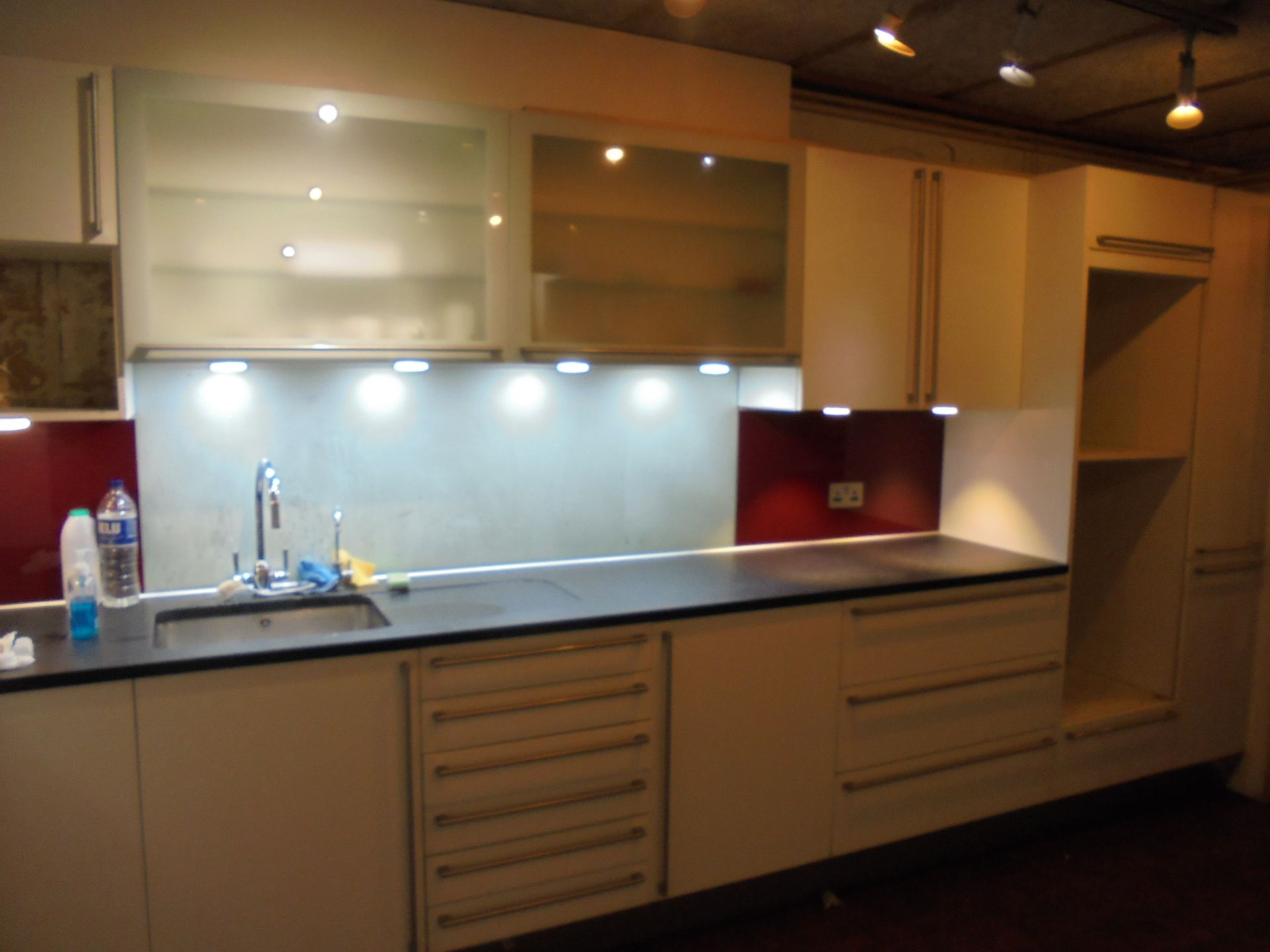 Hacker Kitchen Display in White. Consists of: 2 x 2 Deep Drawer 1000mm Base Units with End Panels,