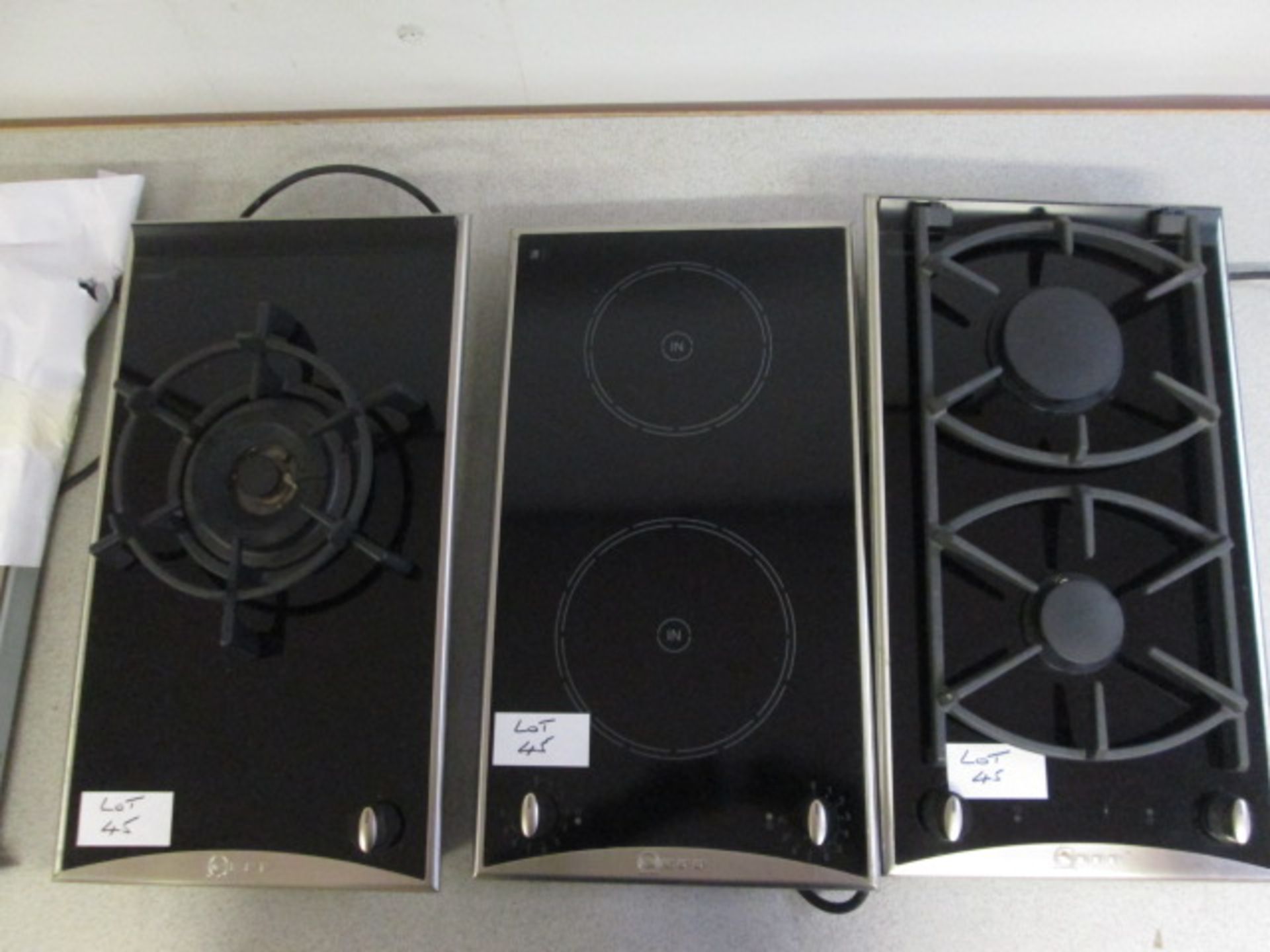 Neff 2 Ring Gas Hob Type GAA0113N, Neff Gas Wok Hob Type GWA0030N & Neff 2 Ring Induction Hob Type - Image 2 of 2