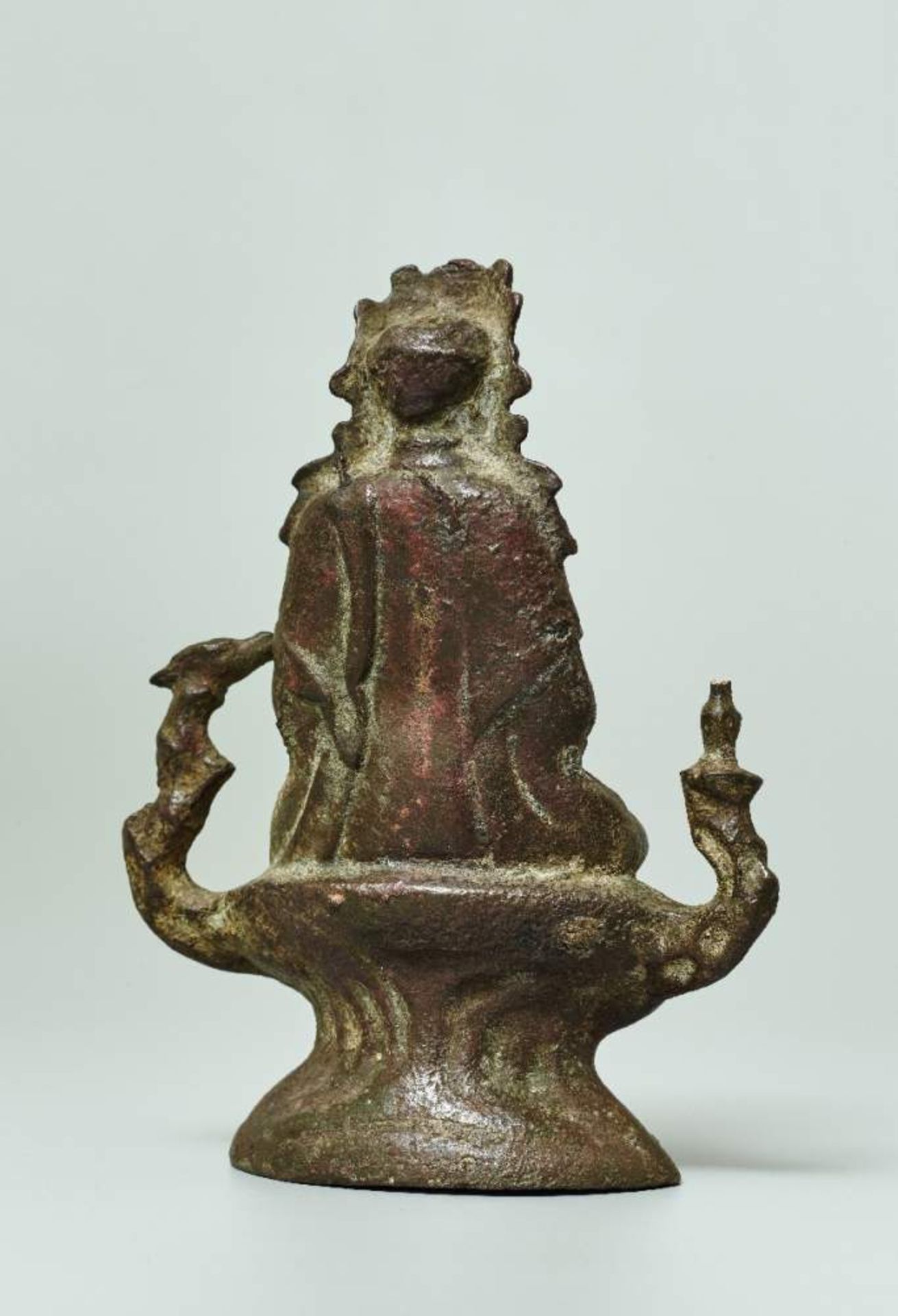 THRONENDER BODHISATTVA GUANYINBronze. China, späte Ming bis Qing-Dynastie, ca. 17. bis 18. Jh. - Image 5 of 6