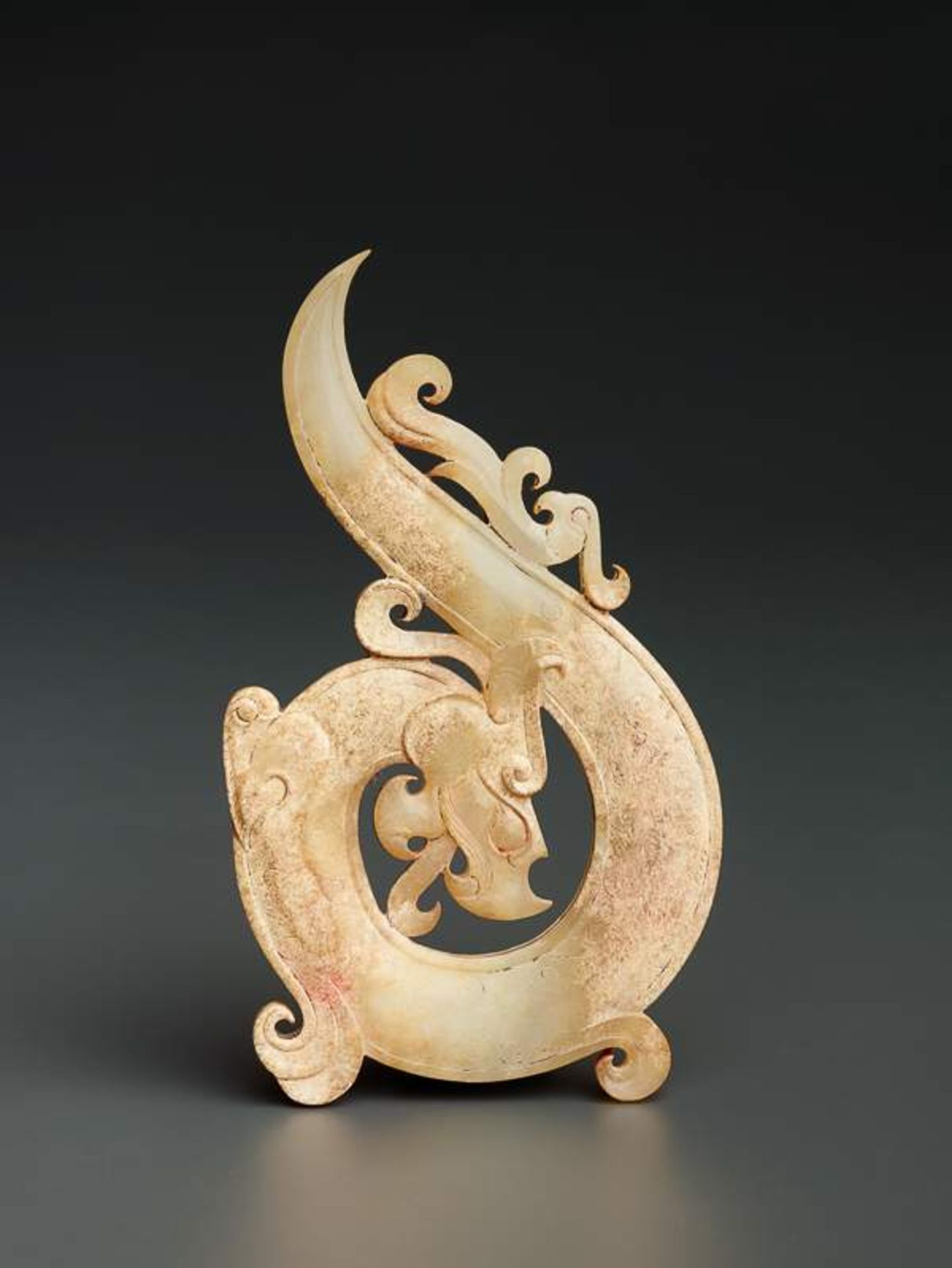 DRACHE UND PHÖNIX Jade. China, Östliche Zhou-Dynastie (770  256 BC) Sehr elegant geformter " - Image 5 of 7