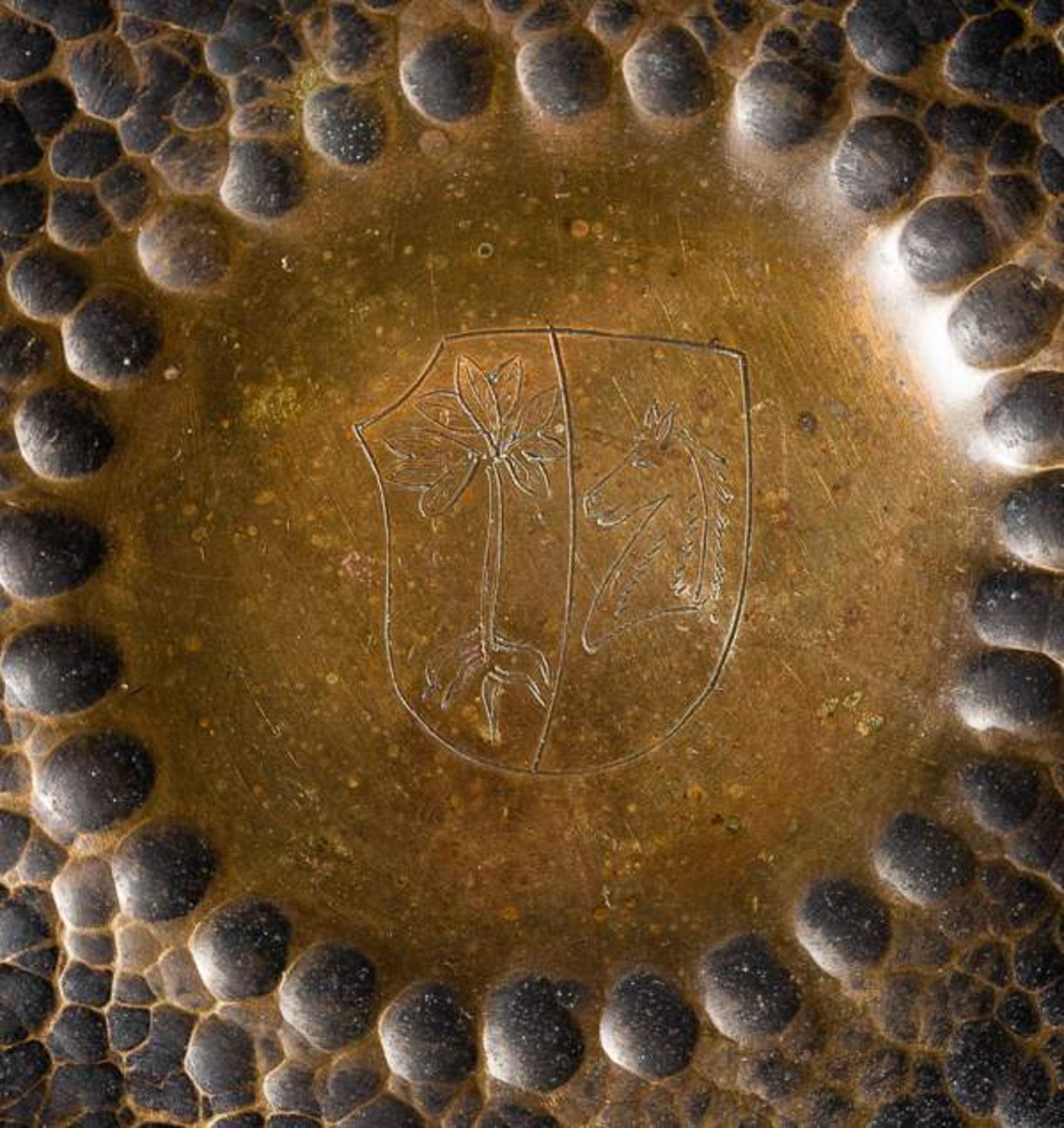 GROSSER BRONZEGONG Gelbbronze, Südostasien, vermutlich um 1900 Durchmesser 33 cm Die große - Image 3 of 3