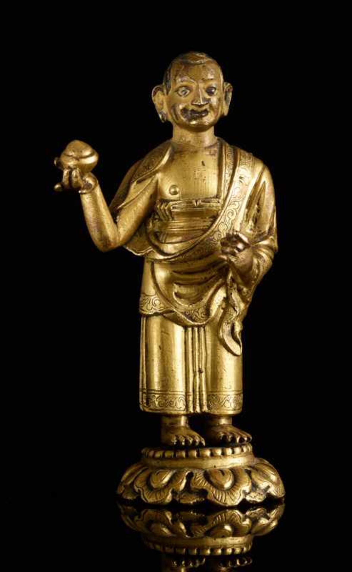 DER BUDDHISTISCHE HEILIGE SHARIPUTRA Bronze mit Feuervergoldung. Tibet, ca. 18. Jh. Eine