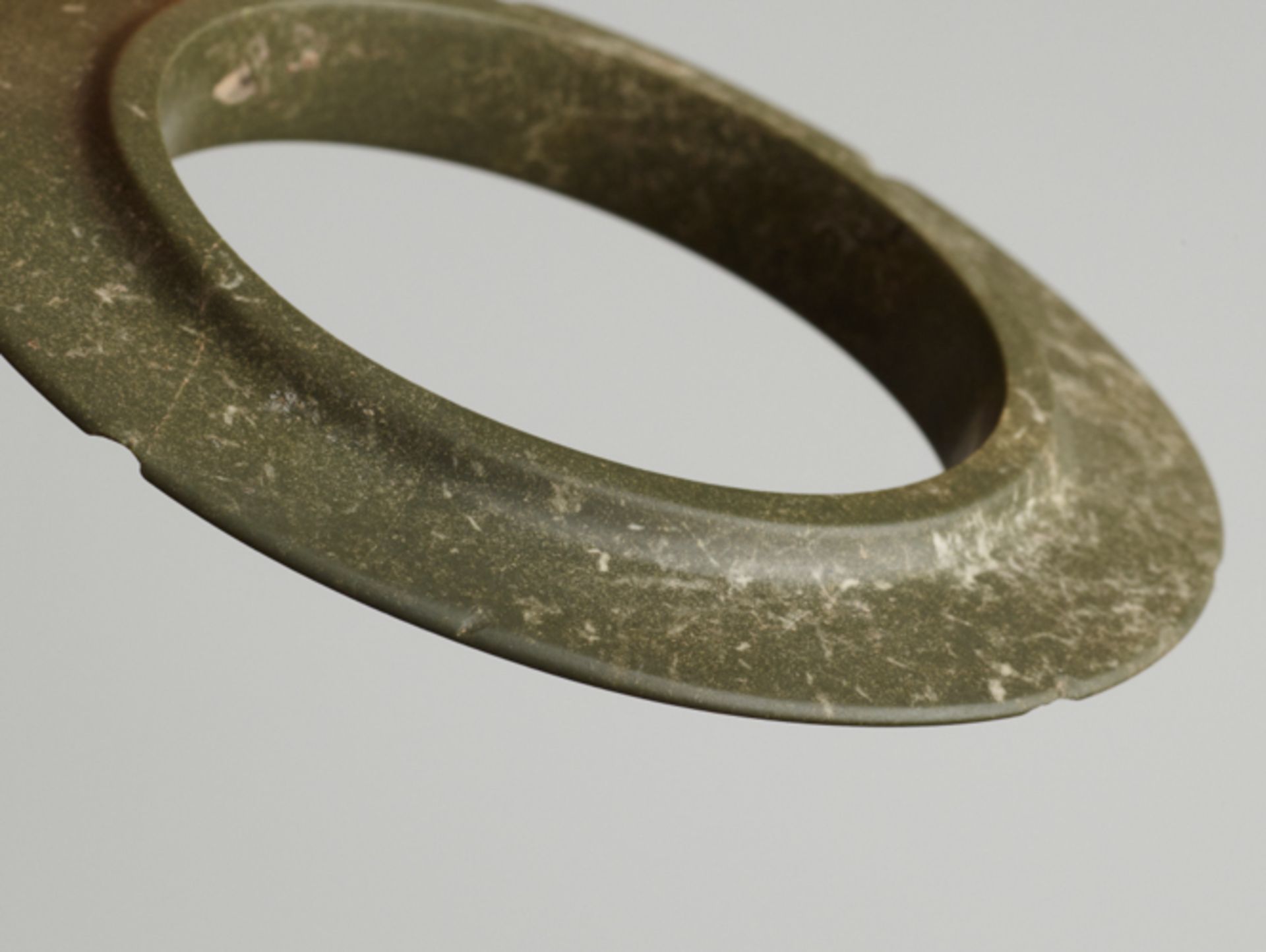 PAIR OF COLLARED YUAN RINGSJade. China, Late Shang dynasty, c. 1200 BCThese two collared rings are - Image 5 of 8