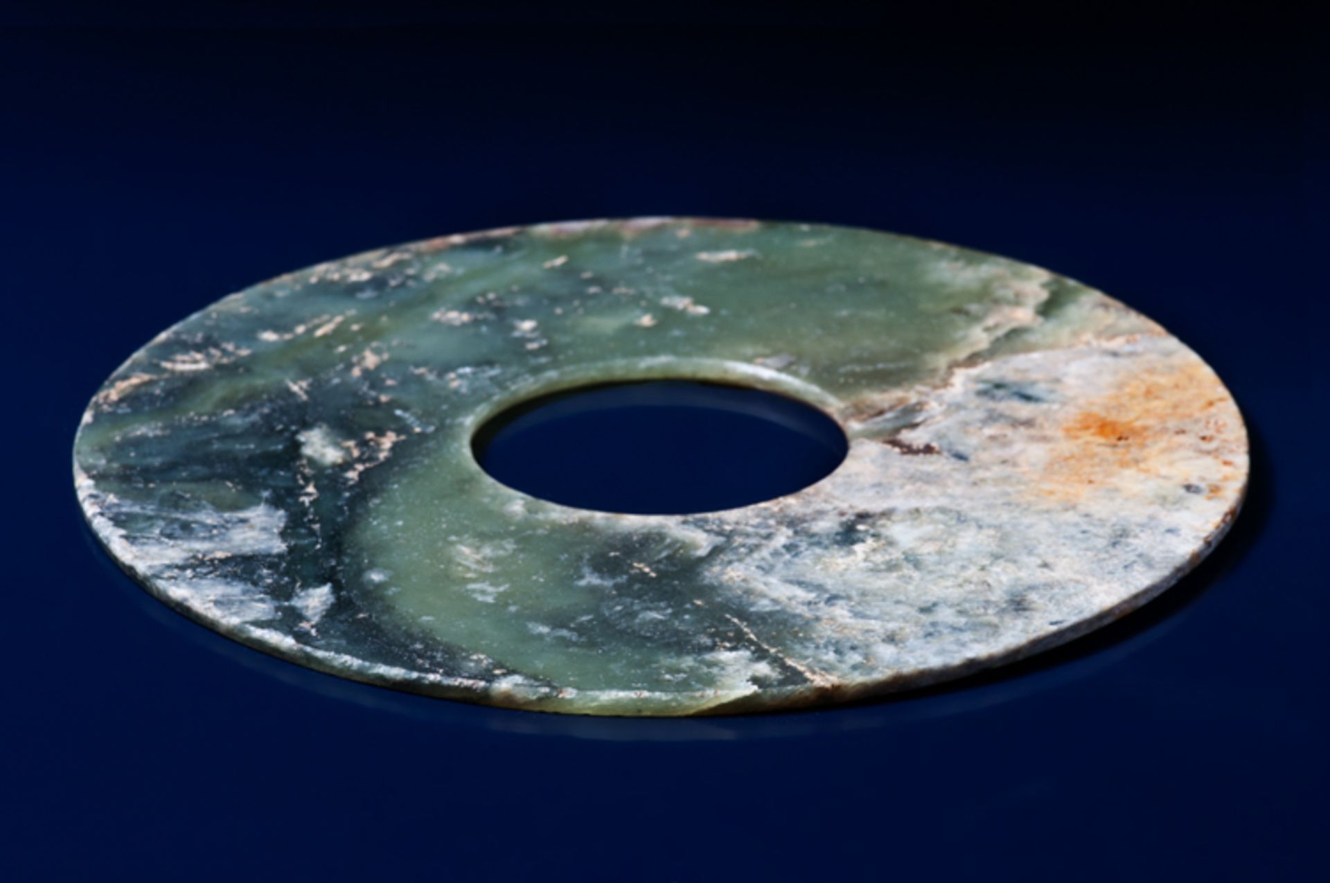 BI DISCJade. China, Late Neolithic period, early Bronze age, c.2000 BCThis fine disc is carved - Image 3 of 6