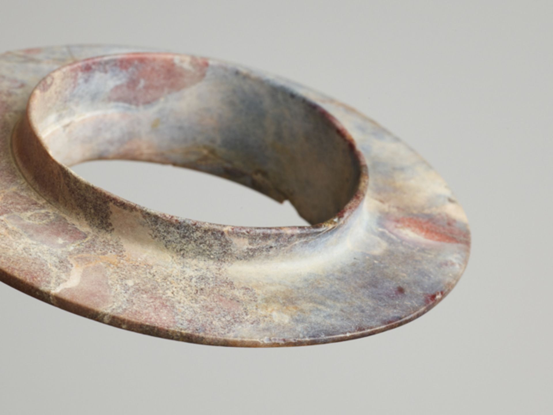 PAIR OF COLLARED YUAN RINGSJade. China, Late Shang dynasty, c. 1200 BCThese two collared rings are - Image 3 of 8