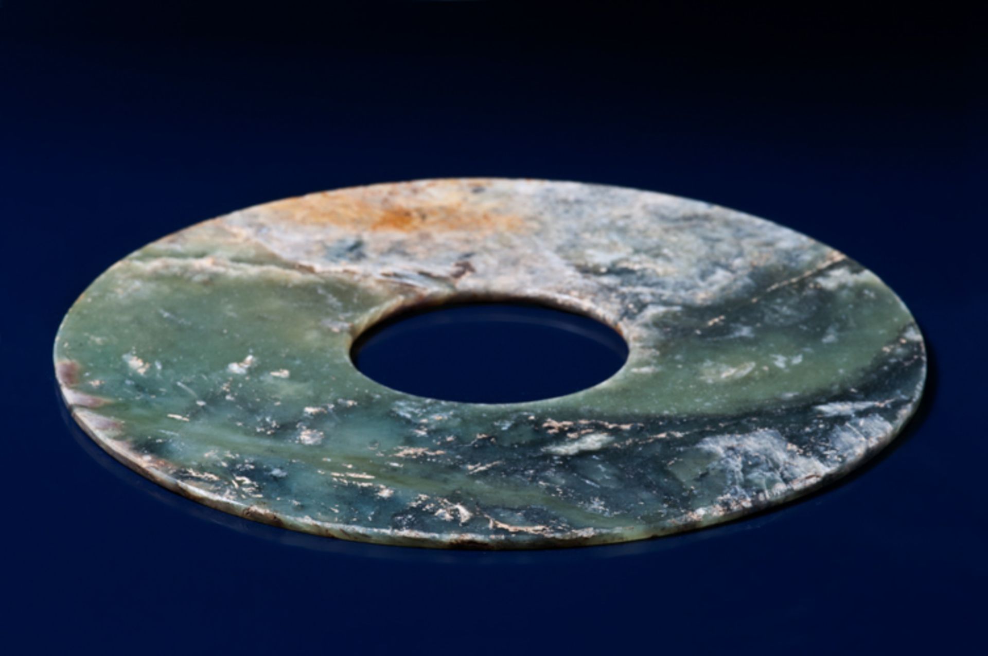 BI DISCJade. China, Late Neolithic period, early Bronze age, c.2000 BCThis fine disc is carved - Image 4 of 6