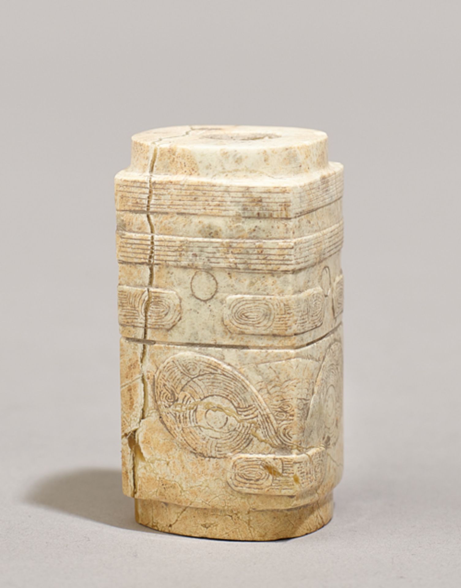 BEAD IN THE SHAPE OF A CONG Jade. China, Late Neolithic period, Liangzhu culture, ca.3300-2200 B. - Image 2 of 5