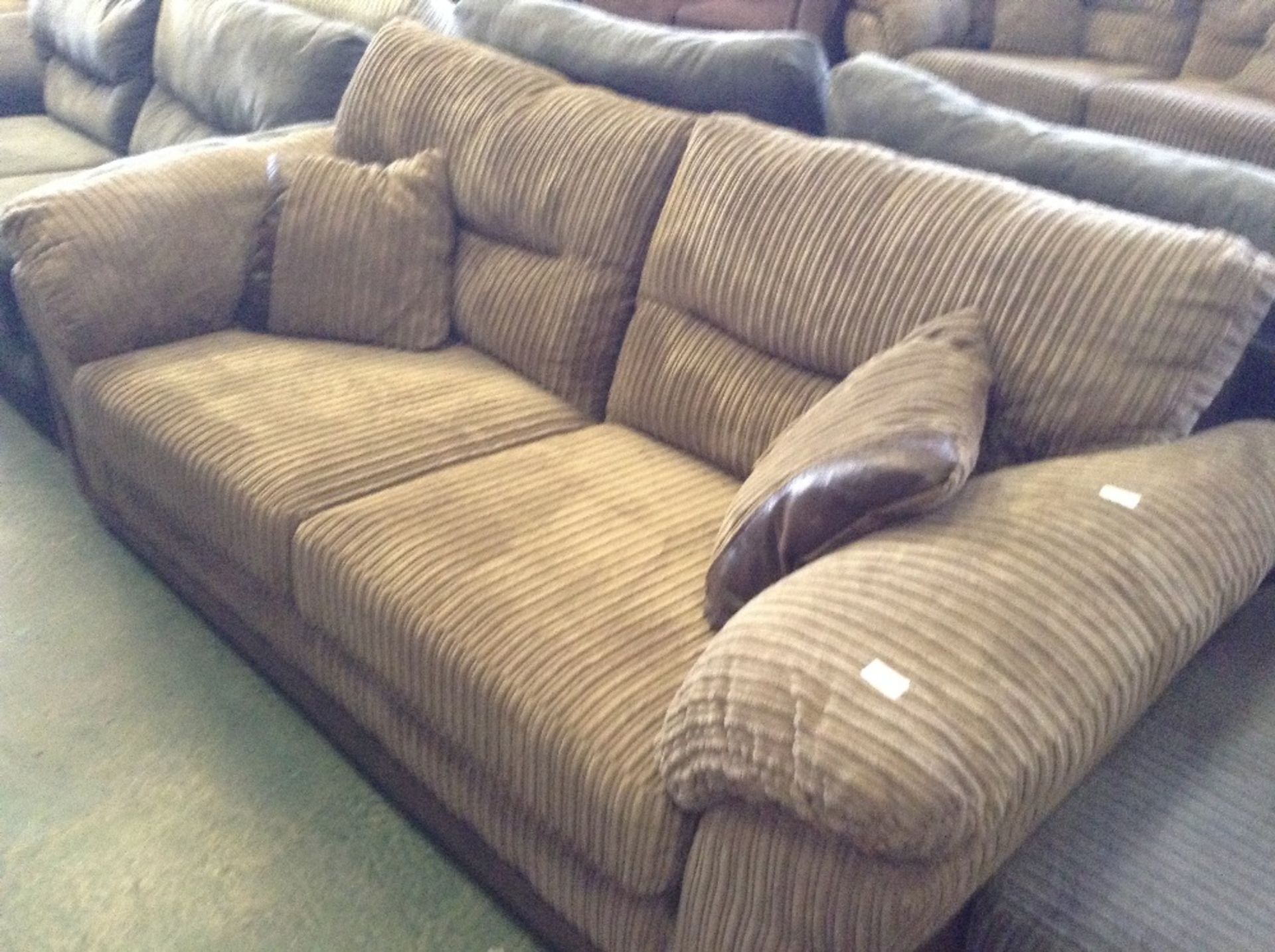 NUTMEG AND BROWN 3 SEATER SOFA (4476/13)
