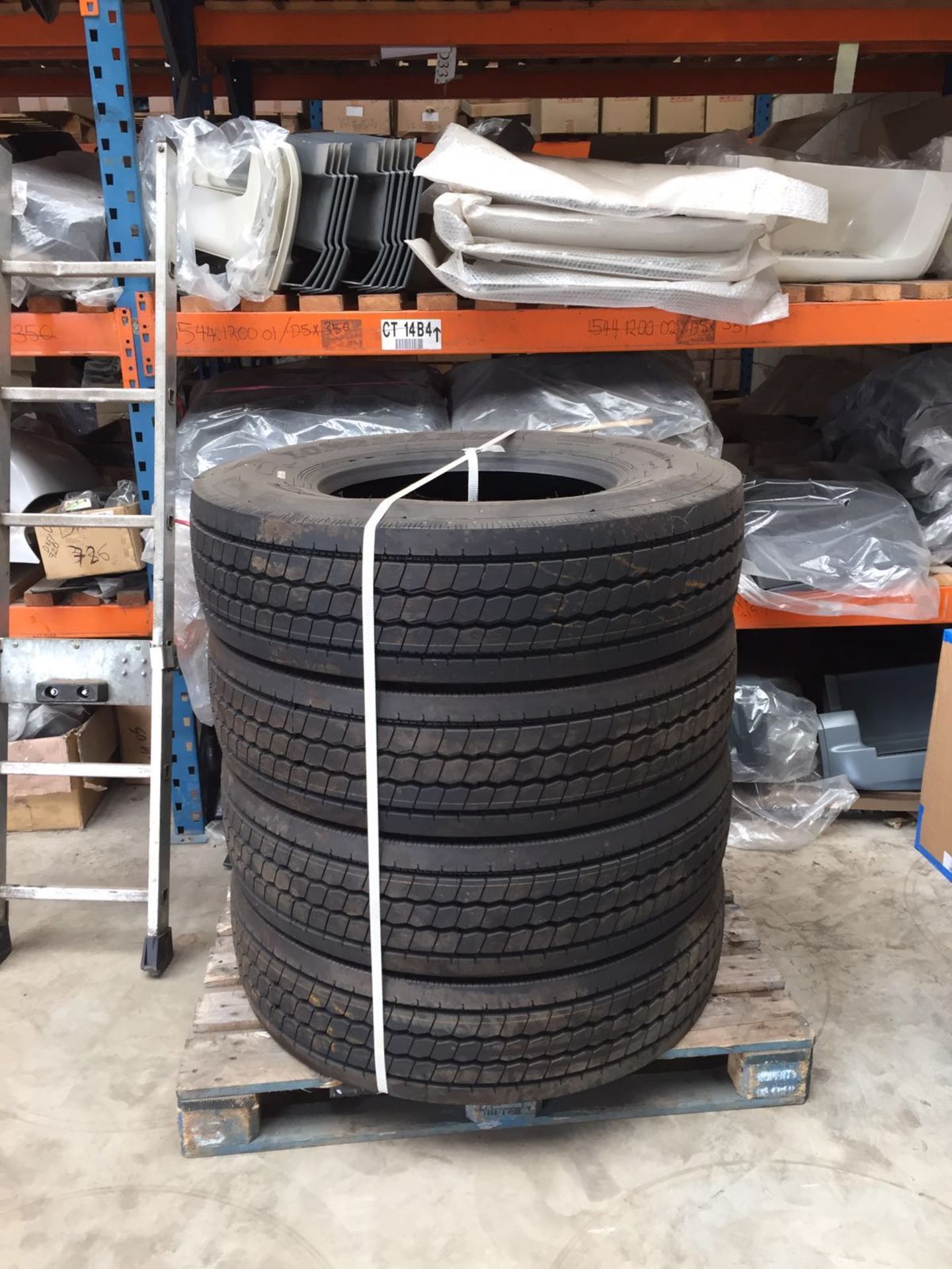 PALLET OF 4 NEW LONGMARCH TYRES SIZE - 295X80 - Image 2 of 2