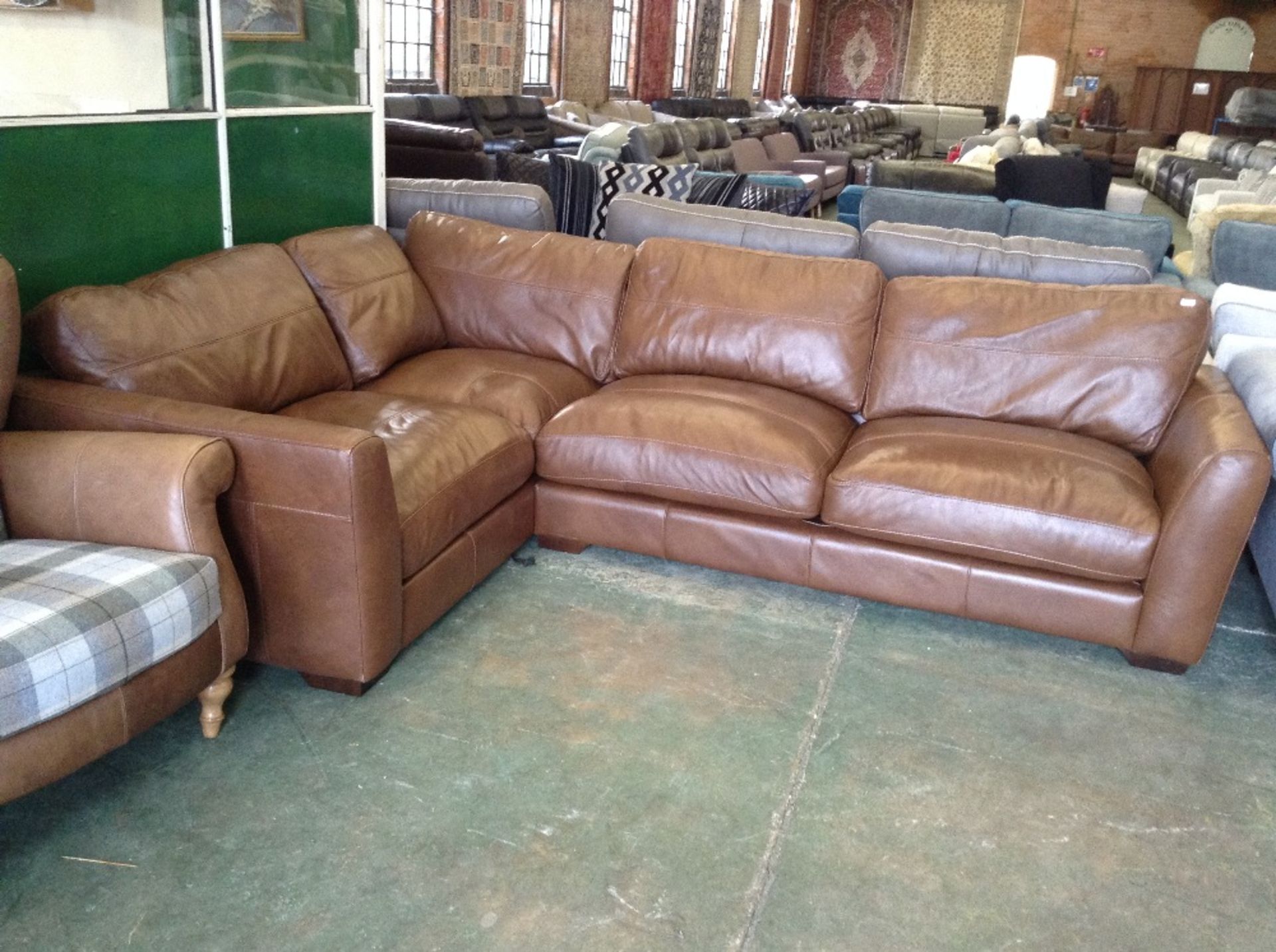 BROWN LEATHER 2 PART CORNER GROUP