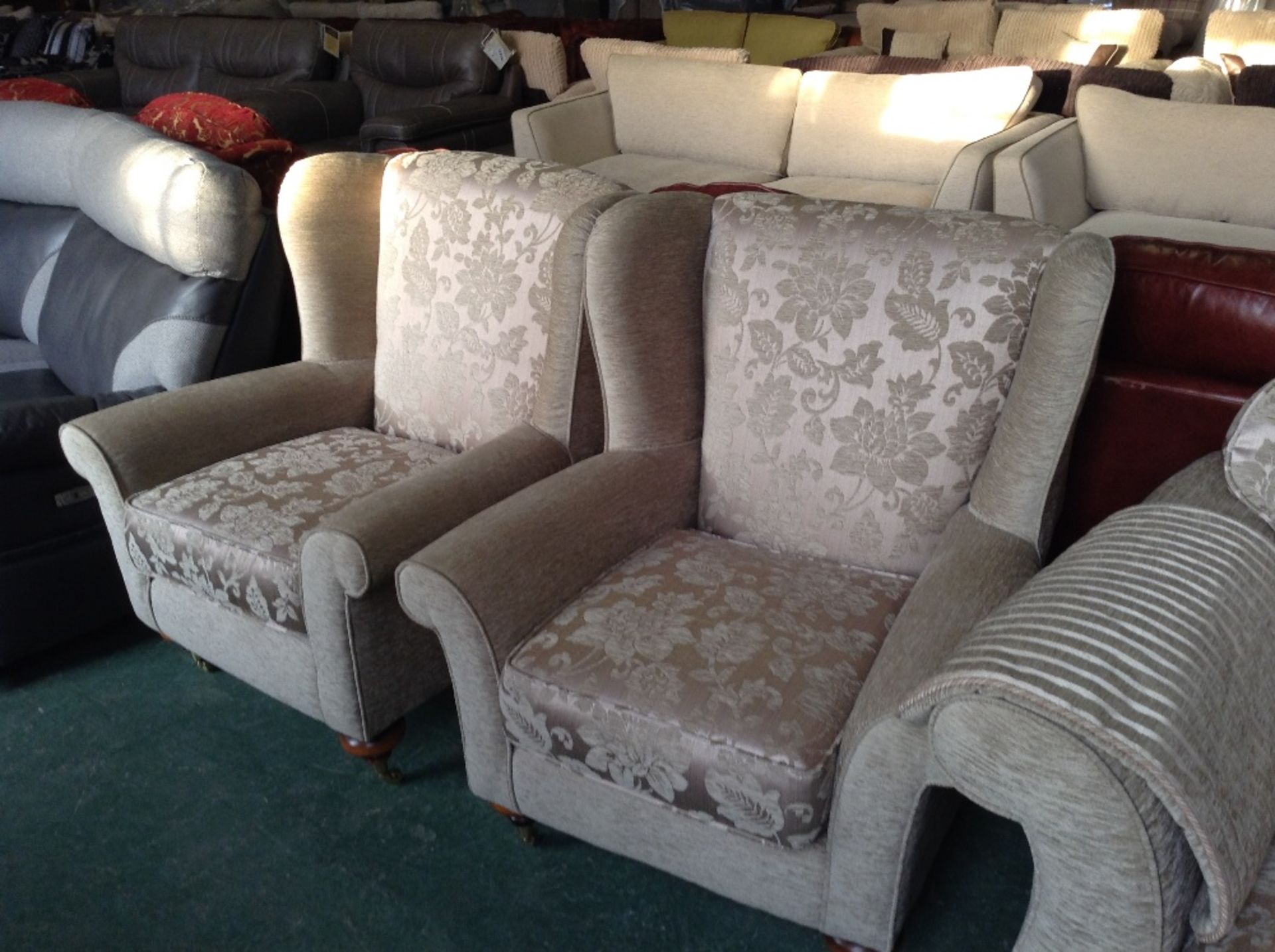 GOLDEN FLORAL PATTERNED 3 SEATER SOFA AND 2 x WING - Image 2 of 2