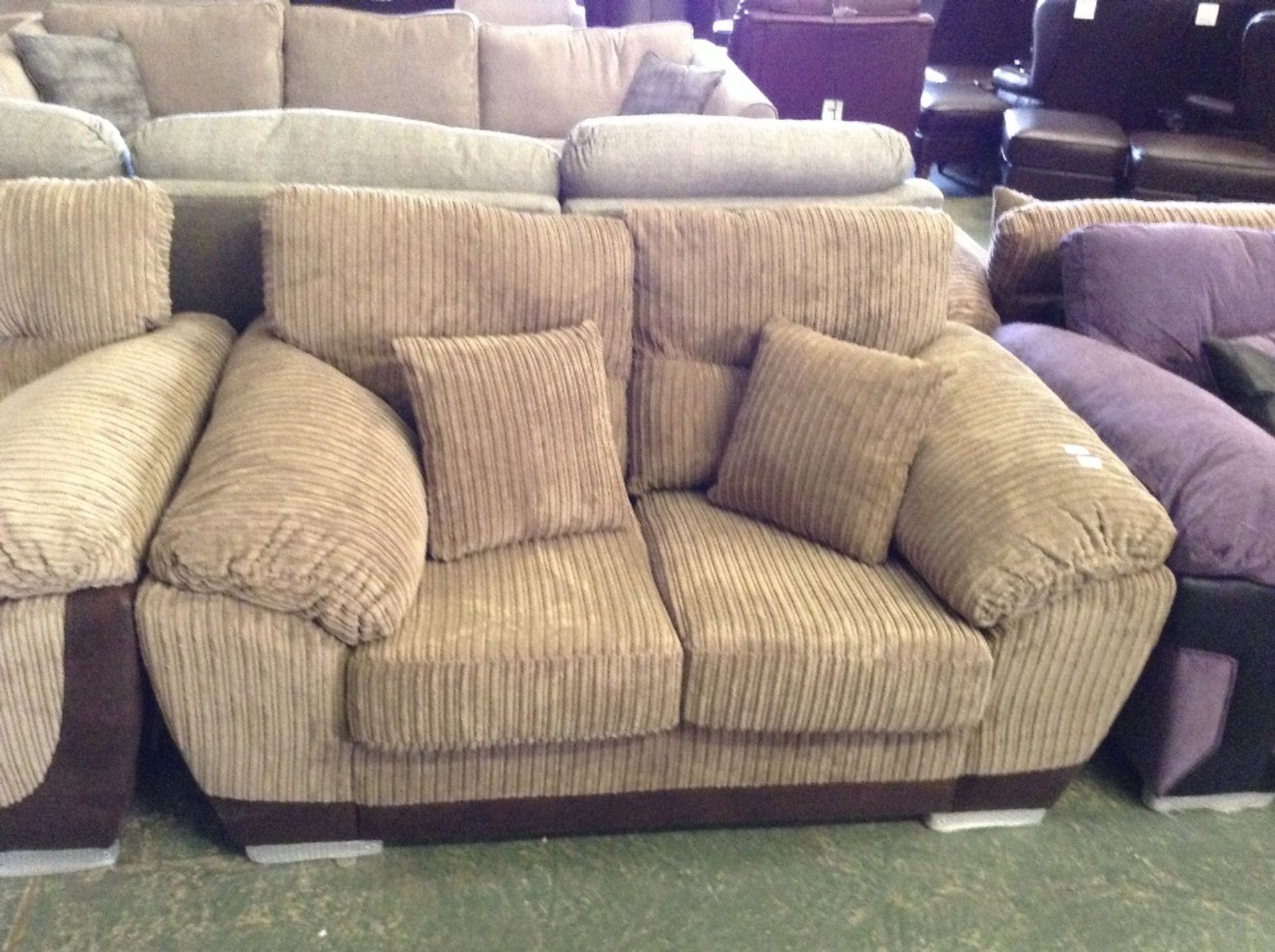 NUTMEG AND BROWN 2 SEATER SOFA (4490/08)