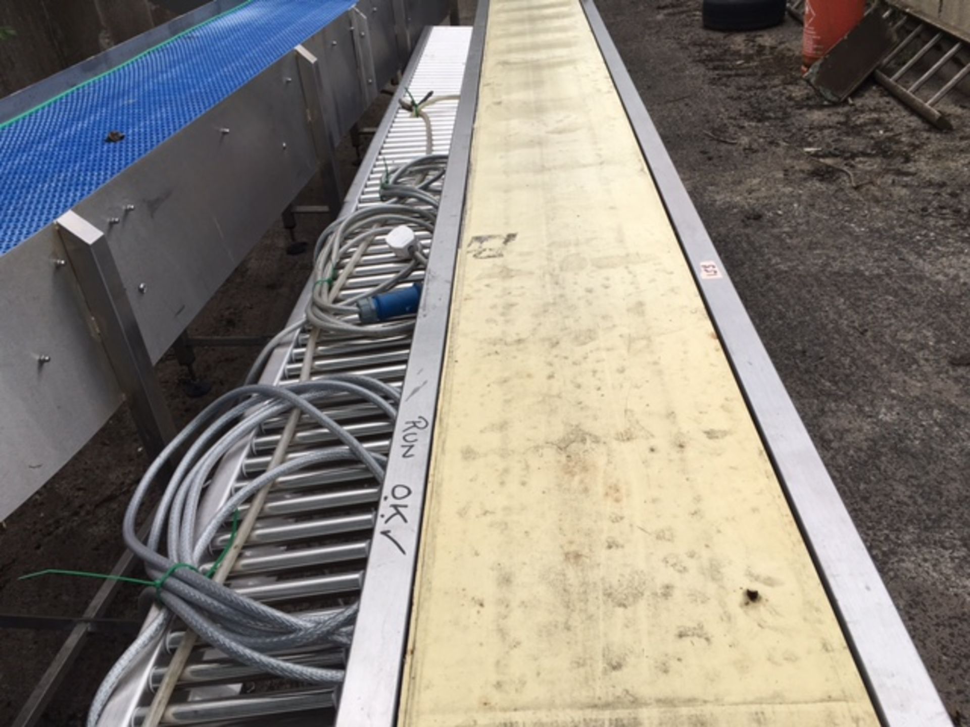 Conveyor with Roller System - Image 5 of 6