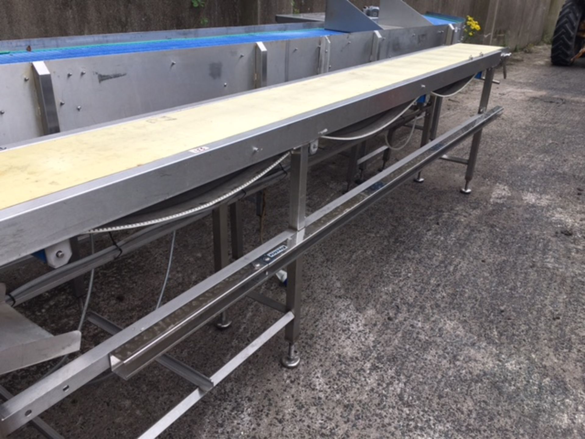 Conveyor with Roller System _x00D_ 300mm Wide PU Belt, Stainless Roller System - Image 4 of 4