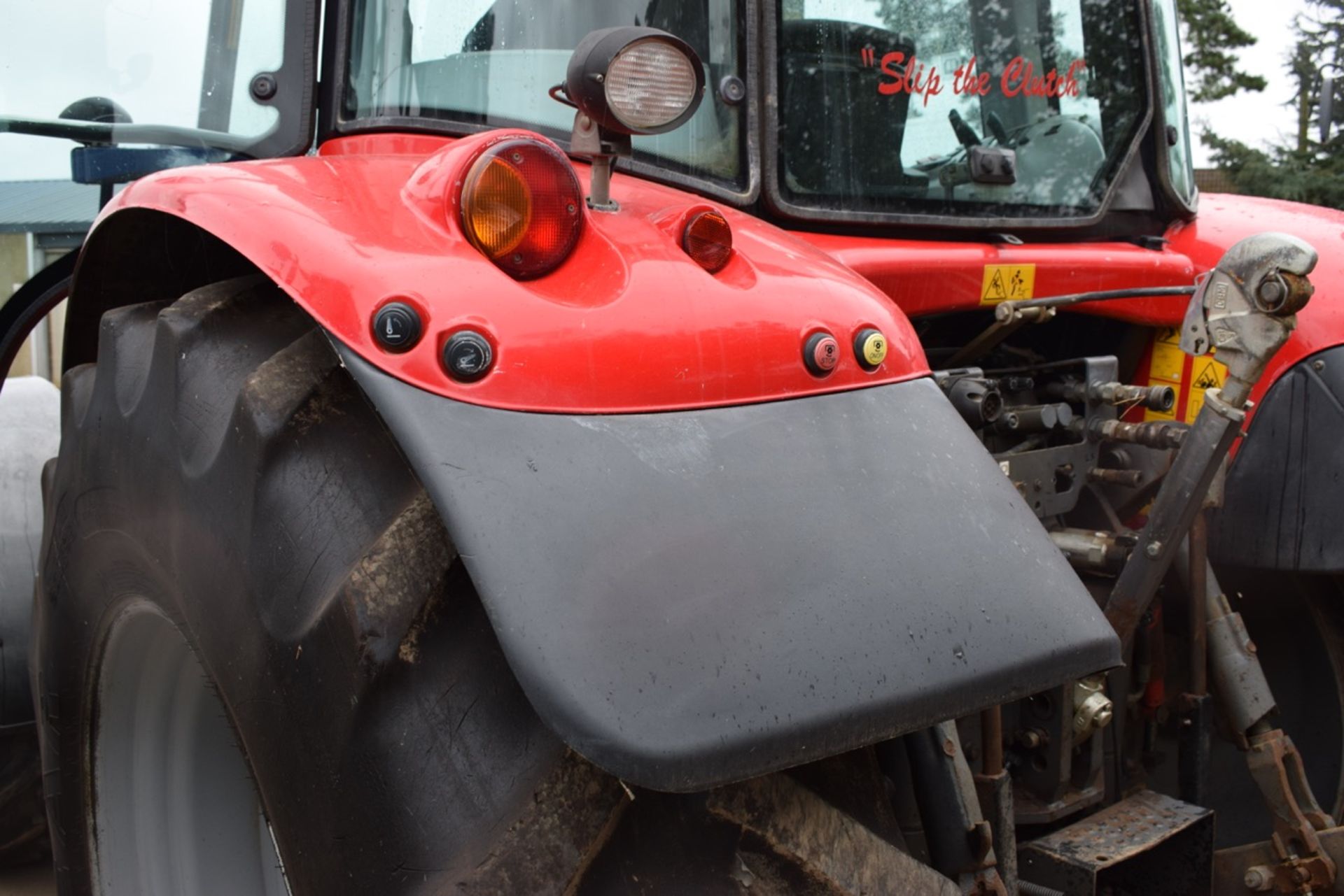 2010 Massey Ferguson 6480 Dyna 6 Tractor - Image 9 of 19