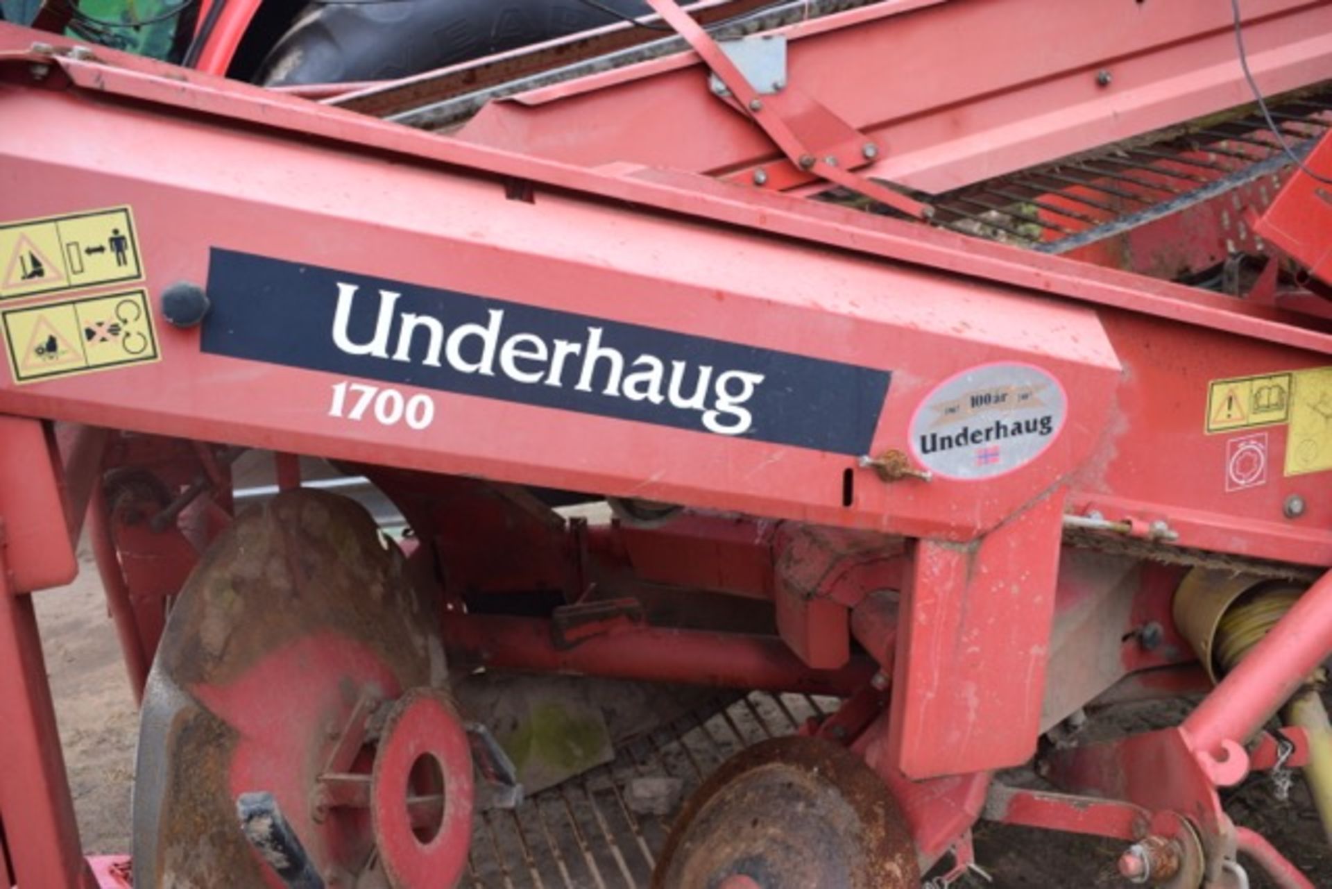 Kverneland Underhaug 1700 Potato Harvester - Image 5 of 8