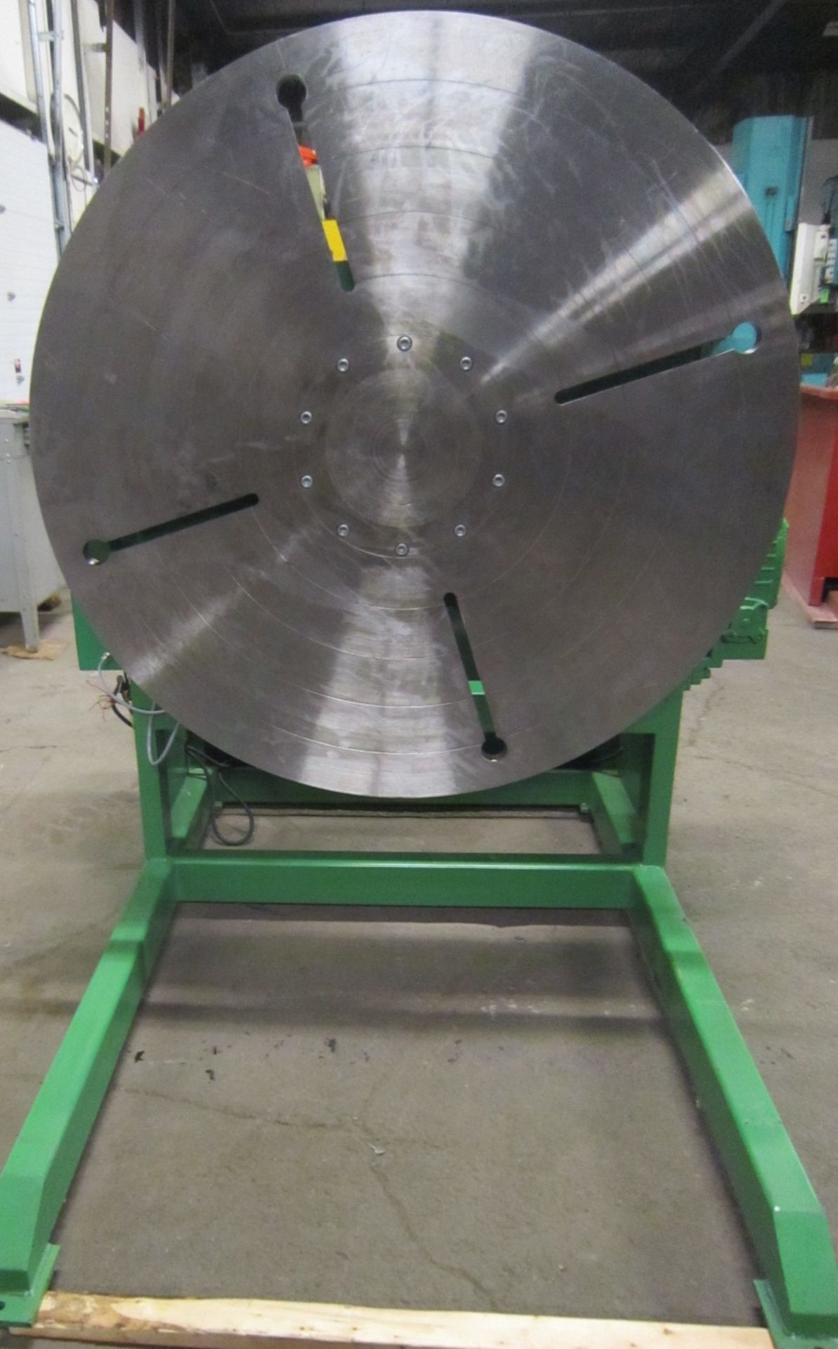 MINT VD-5000 WELDING POSITIONER 5000lbs capacity , tilt and rotate with variable speed drive and - Image 2 of 2