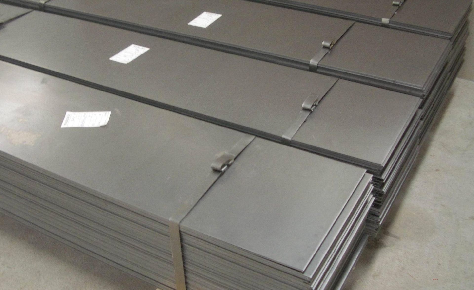 Lot - STEEL PLATE 12 feet long X 2 feet wide X 1/2" thick - 20 plates in lot - 10000lbs estimated