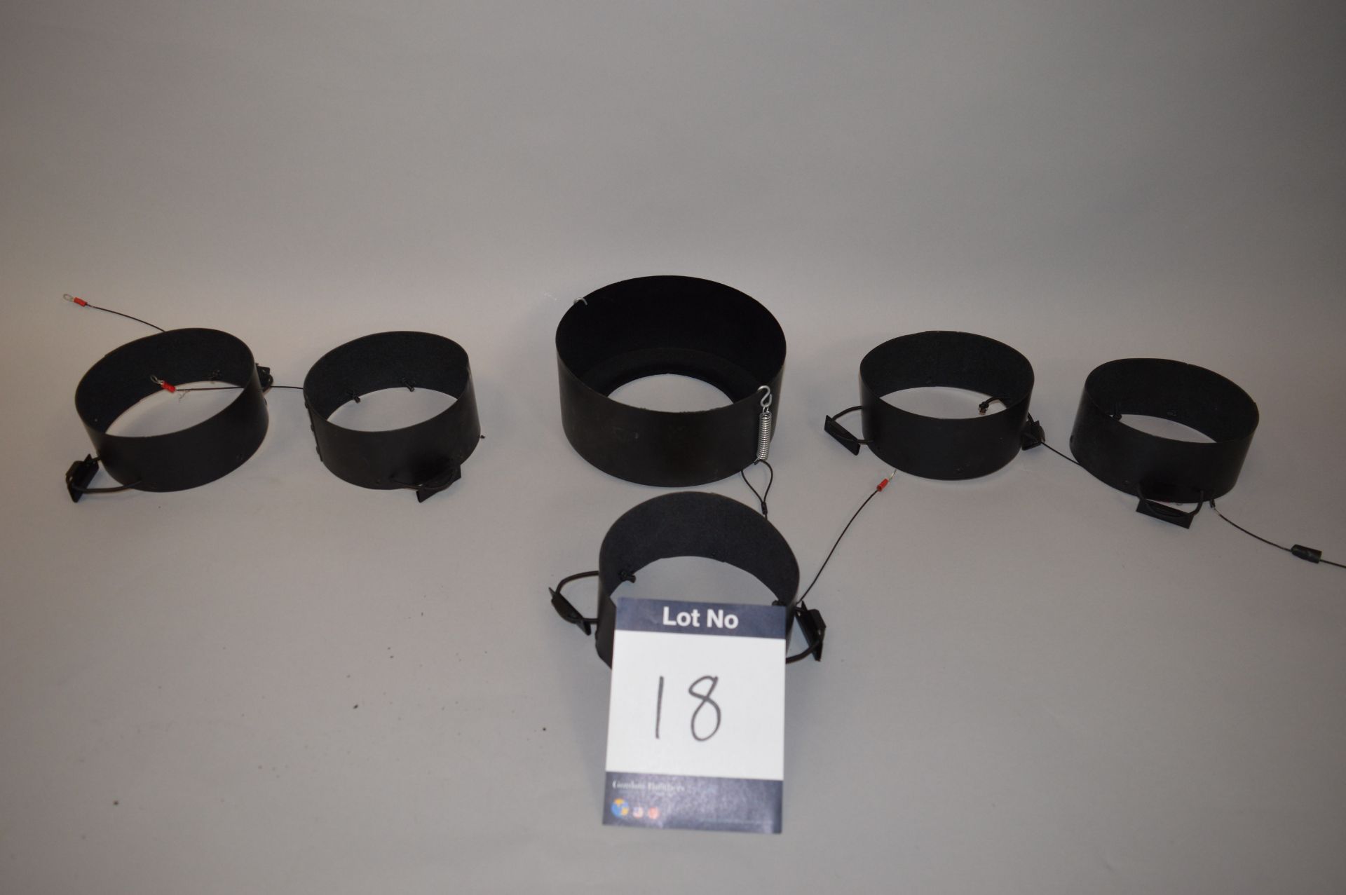 21 x Varilite, VL2000 Narrow 2" Short Top Hats and 2 x Varilite VL2000 Wide Top Hats, as lotted